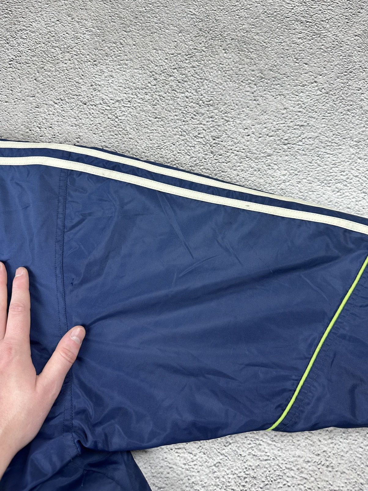 Adidas Vintage Adidas Down Puffer Jacket Striped Nylon Y2K Style Size US S / EU 44-46 / 1 - 18 Thumbnail