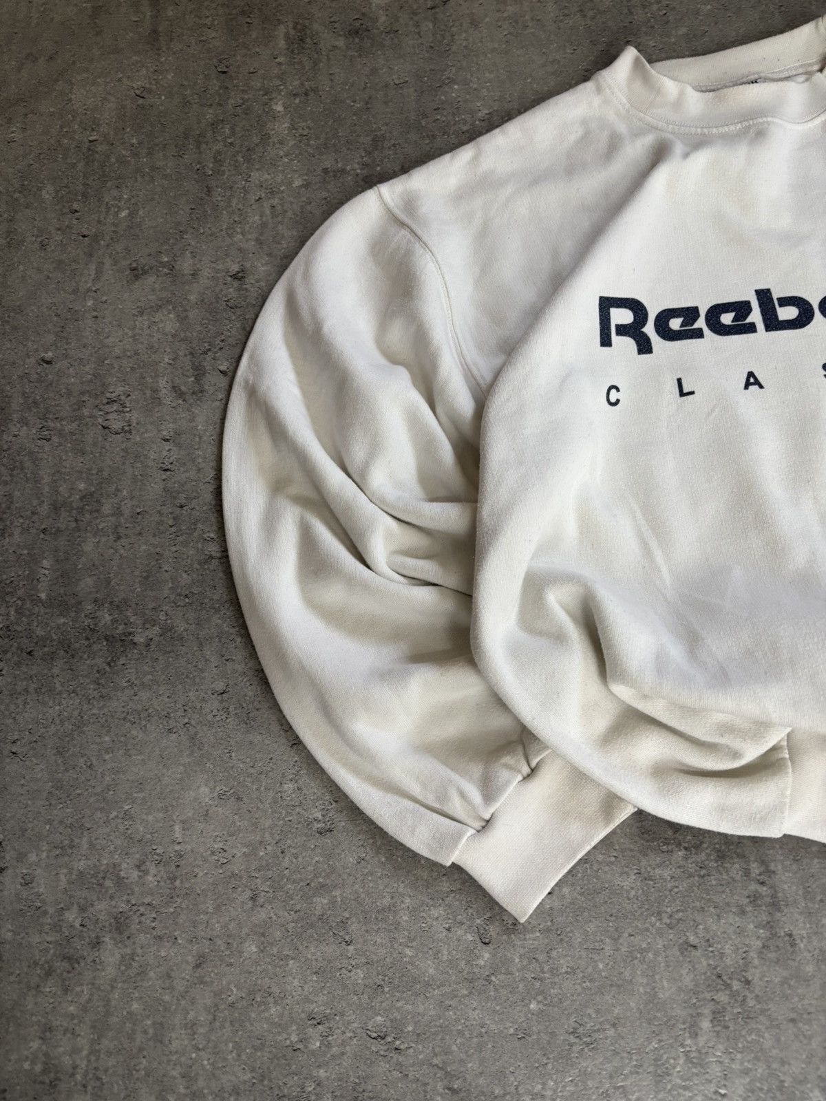 Reebok Reebok White Vintage Boxy Crewneck L Streetwear Size US L / EU 52-54 / 3 - 5 Thumbnail