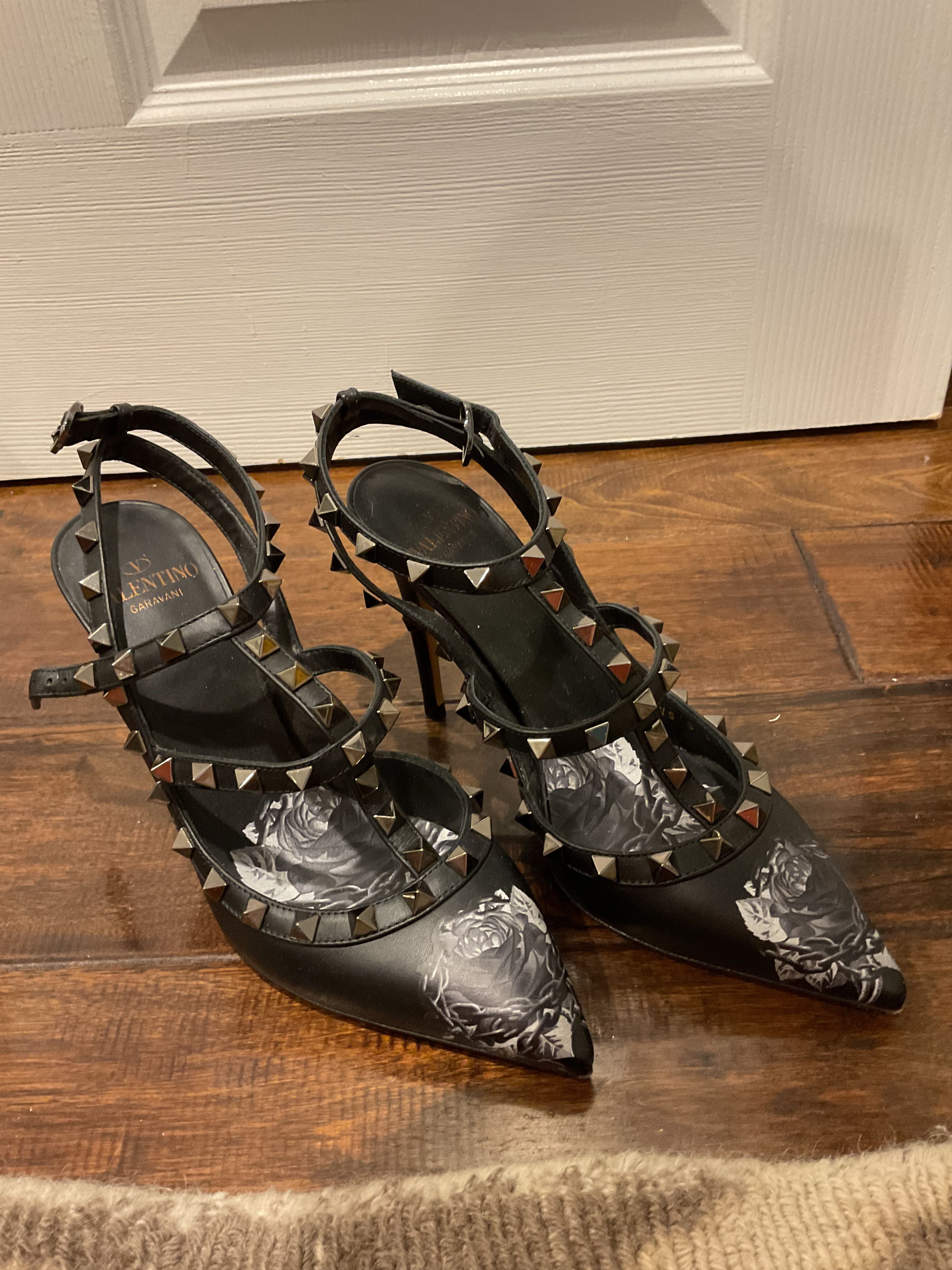 image of Valentino Undercover Rose Black Rockstud Pump Shoes, Women's (Size 6)
