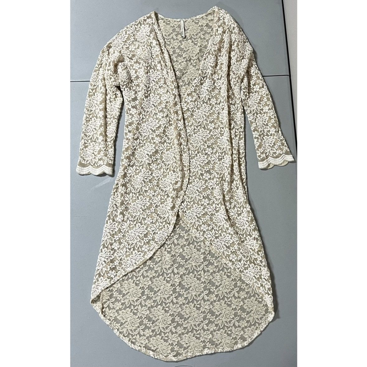 Paper Planes Paper Crane Cream Floral Lace Cardigan Sweater Size S 🤍✨ Size S / US 4 / IT 40 - 1 Thumbnail