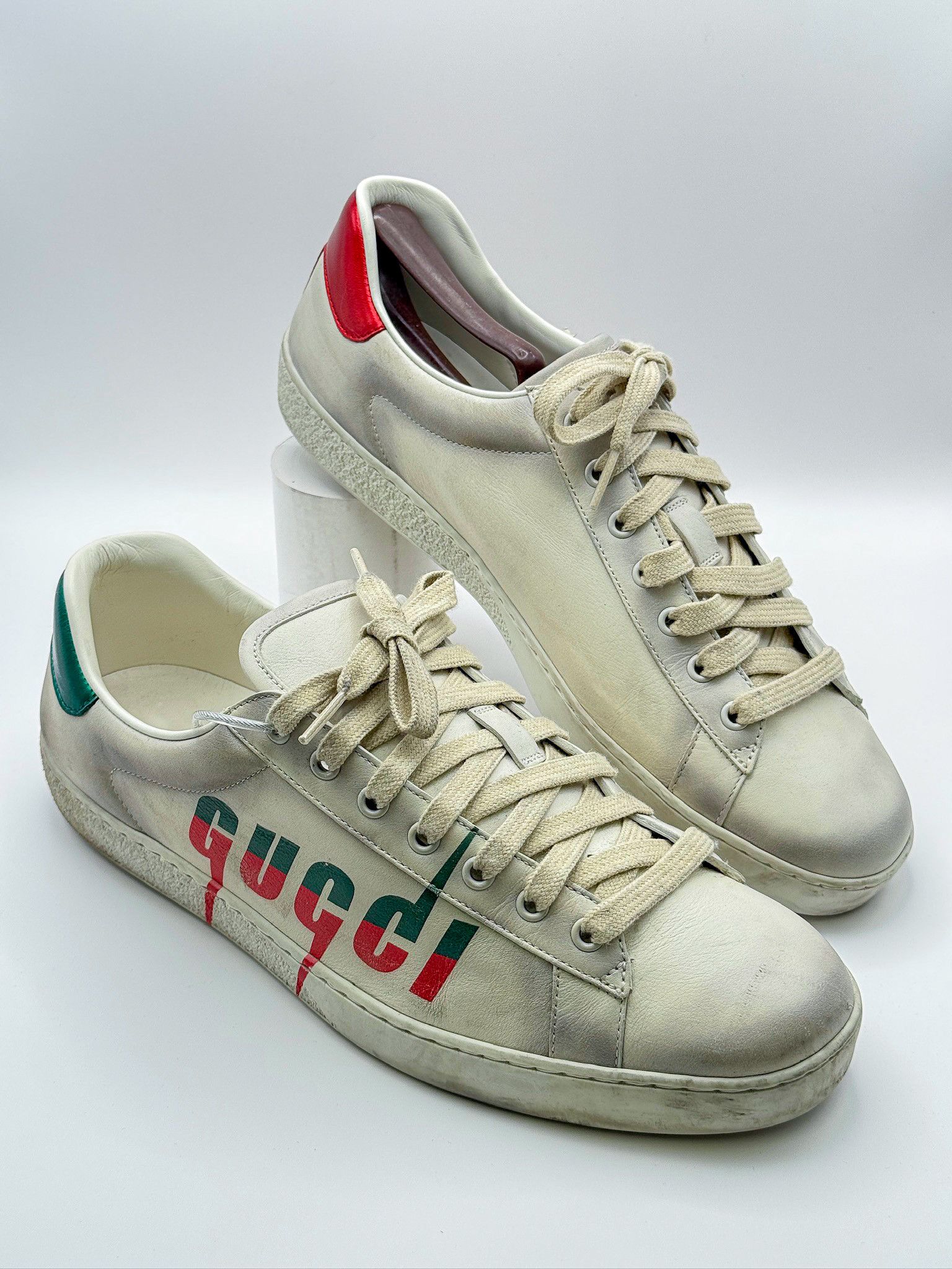Gucci Gucci Ace Graffiti Logo Distressed White-Beige Leather Size US 10 / EU 43 - 1 Thumbnail