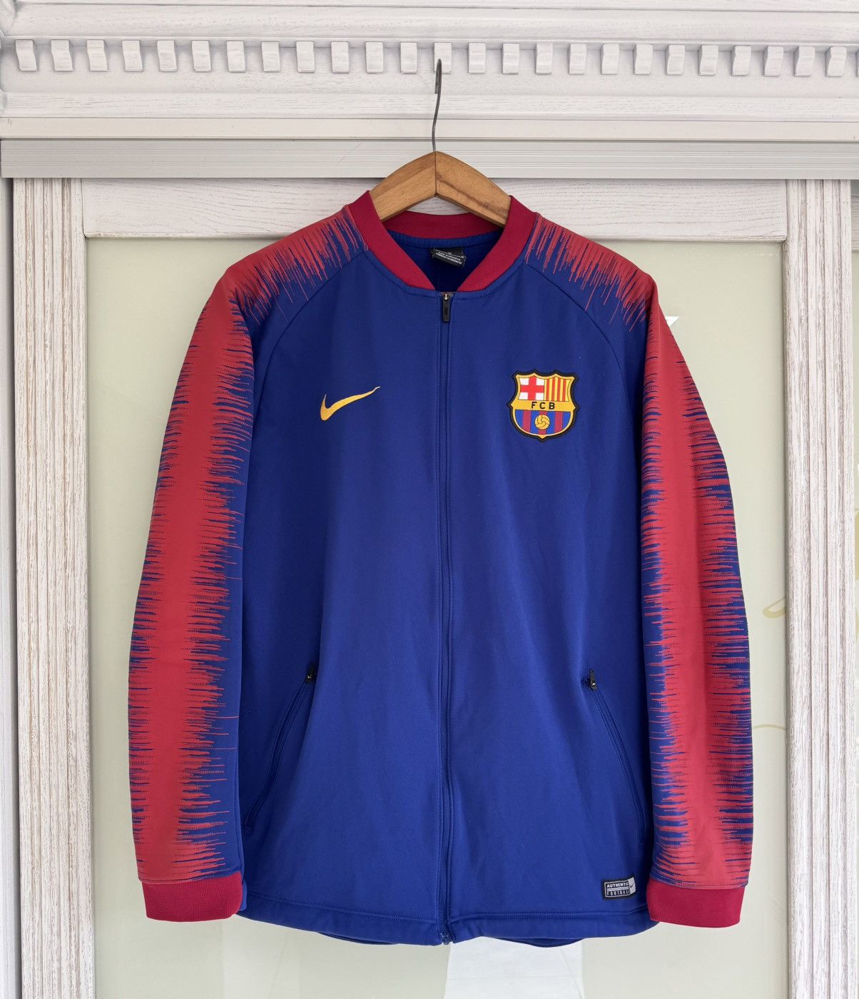 Nike Barcelona 2018-2019 Soccer Track Jacket Football Kit Shirt Size US M / EU 48-50 / 2 - 1 Thumbnail