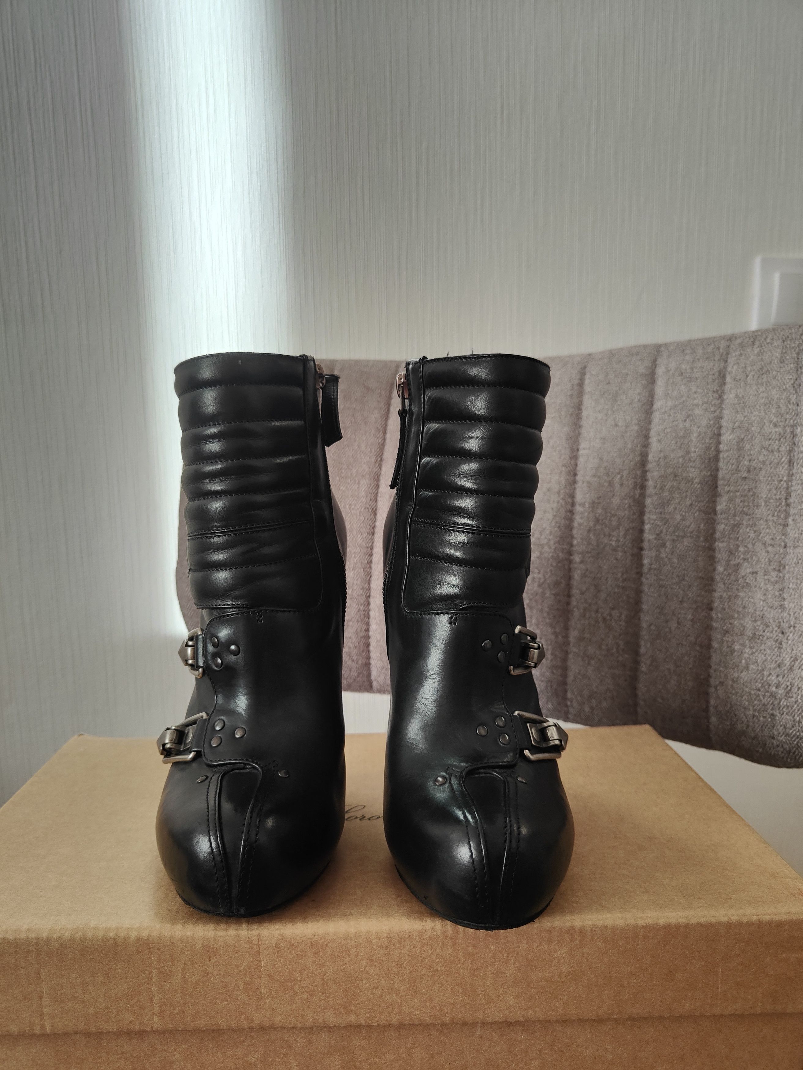 Alexander McQueen Alexander McQueen Buckled Latch Heel Boots Size US 7 / IT 37 - 4 Thumbnail