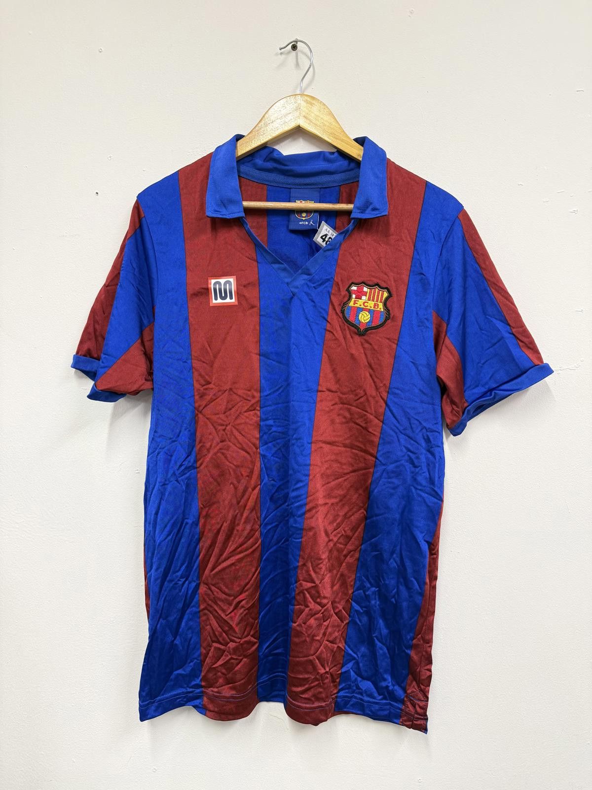 Other FC Barcelona Vintage Soccer Jersey Size US L / EU 52-54 / 3 - 1 Thumbnail