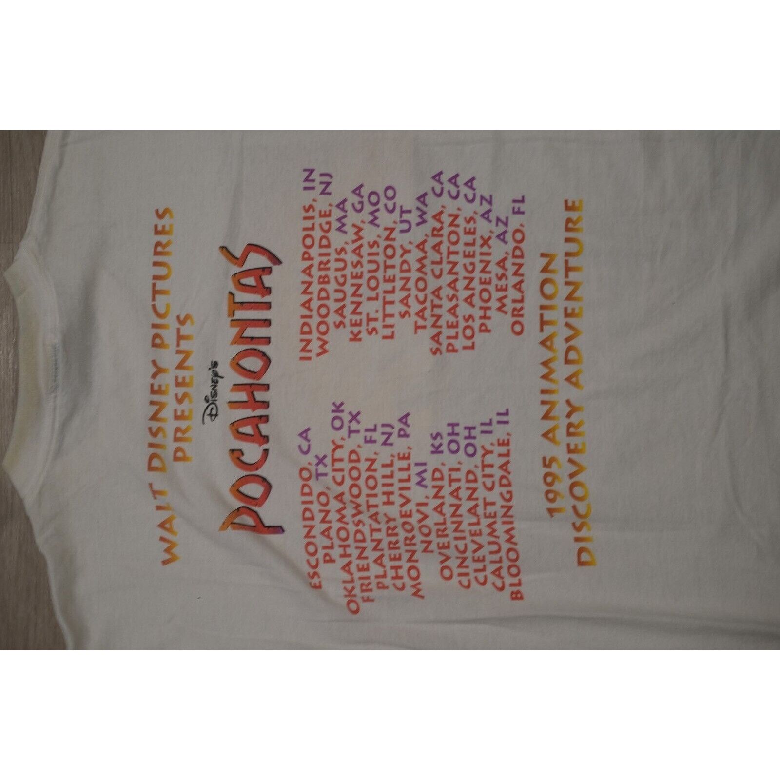 Disney Vintage 90s Disney Store Pocahontas T-Shirt XL Movie Graphic Size US XL / EU 56 / 4 - 10 Thumbnail
