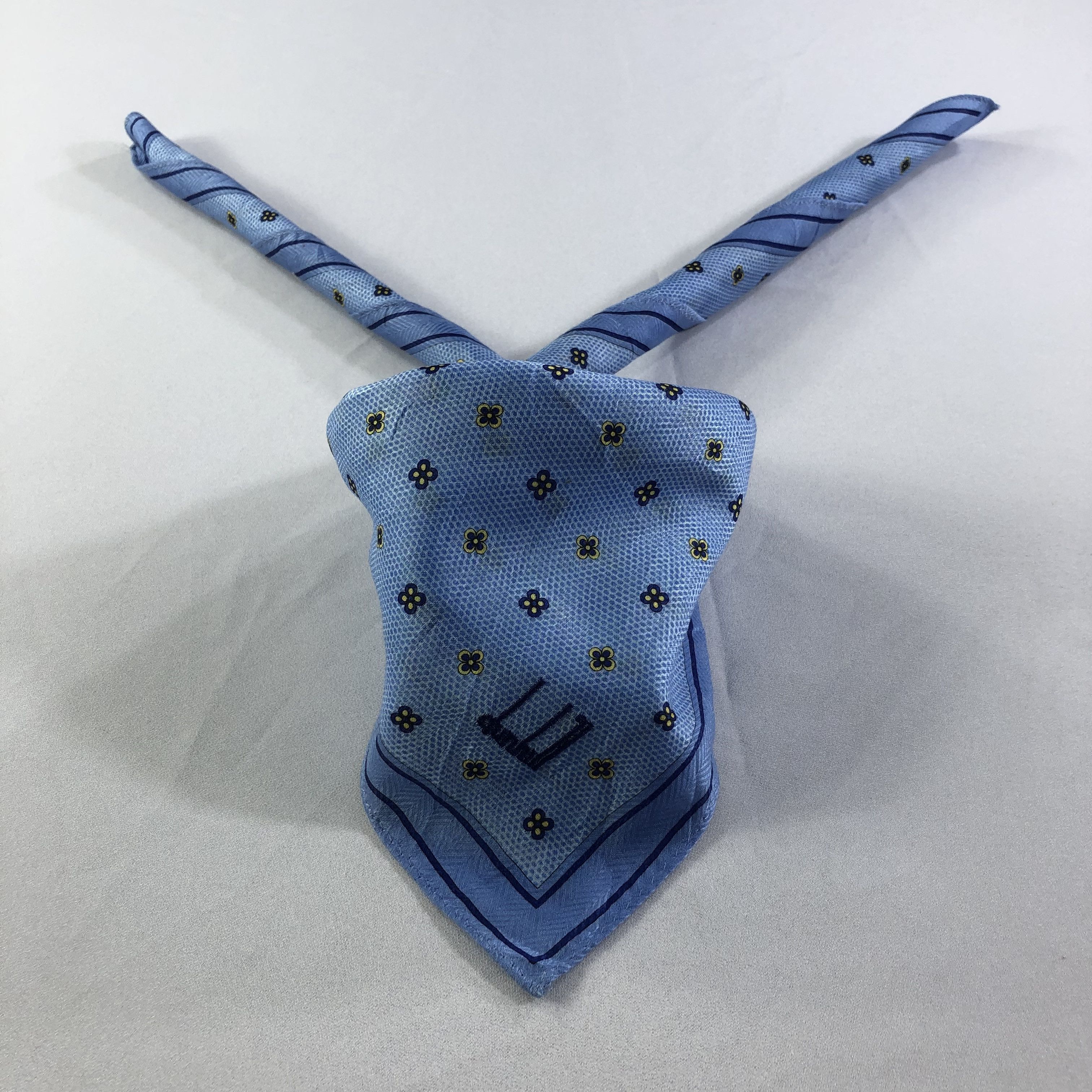 Alfred Dunhill × Vintage Dunhill Handkerchief Neckerchief Bandana H1720 Size ONE SIZE - 1 Thumbnail