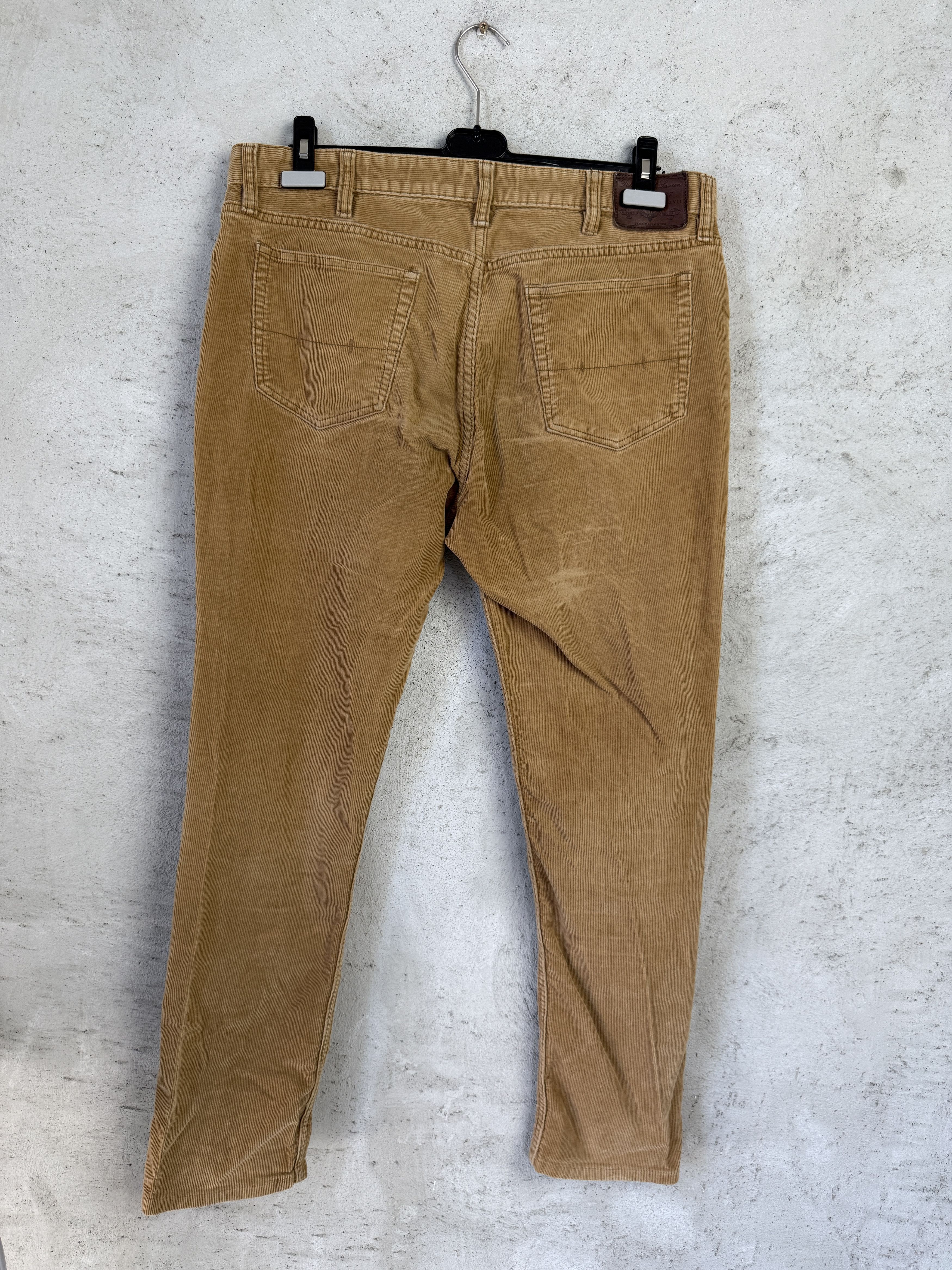 Polo Ralph Lauren Polo Ralph Lauren corduroy pants casual oldmoney Size US 36 / EU 52 - 3 Thumbnail