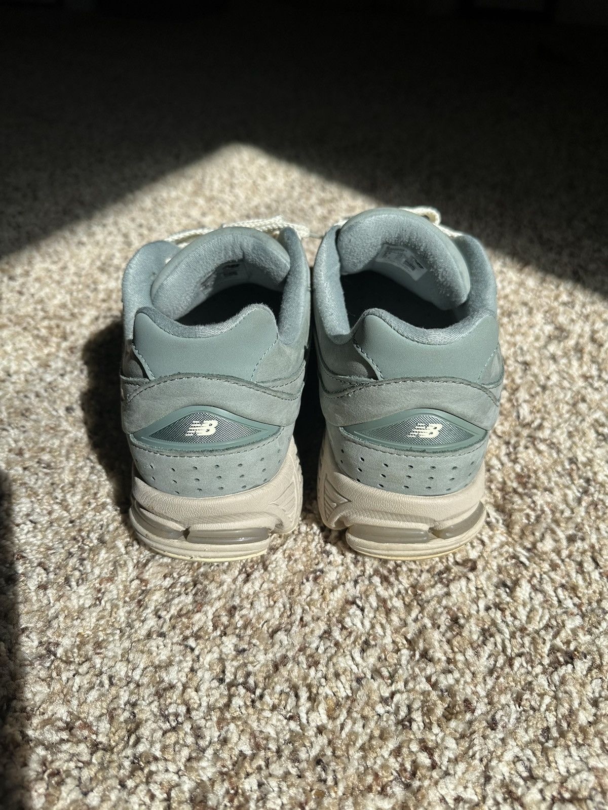 Kith × New Balance × Ronnie Fieg Kith New Balance 2002R Pistachio Size US 9.5 / EU 42-43 - 5 Thumbnail