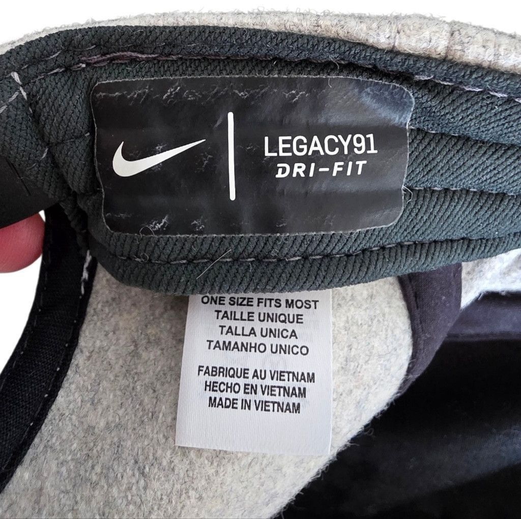 Nike Nike Wool Blend Light Grey Golf Hat Size ONE SIZE - 7 Thumbnail