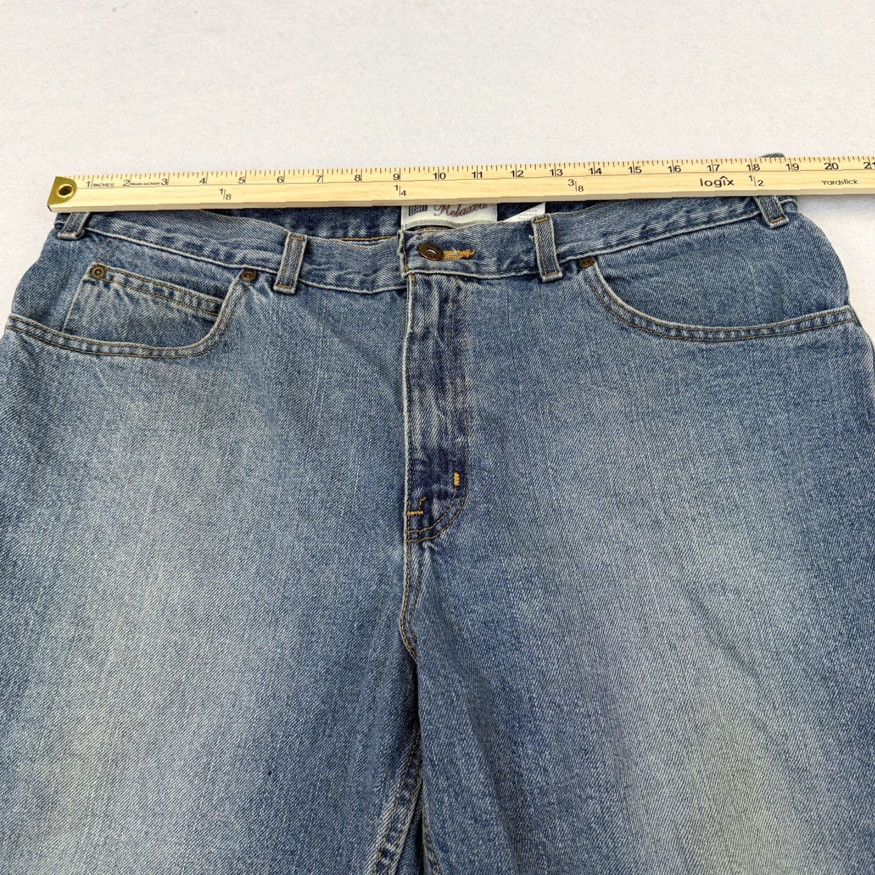 Faded Glory Faded Glory Bermuda Shorts Mens 38 Blue Denim Relaxed Fit 5 Pocket Casual Bermuda Shorts Mens 38 Blue Denim Relaxed Fit 5-Pocket Size US 38 / EU 54 - 4 Thumbnail