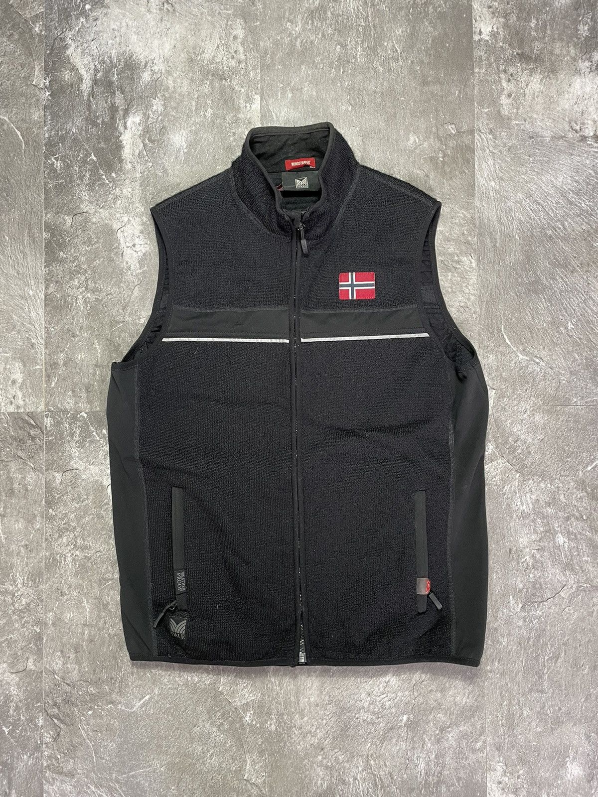 Dale Of Norway 🚨 Dale Of Norway Weatherproof Black Wool Vest Windstopper Size US M / EU 48-50 / 2 - 1 Thumbnail