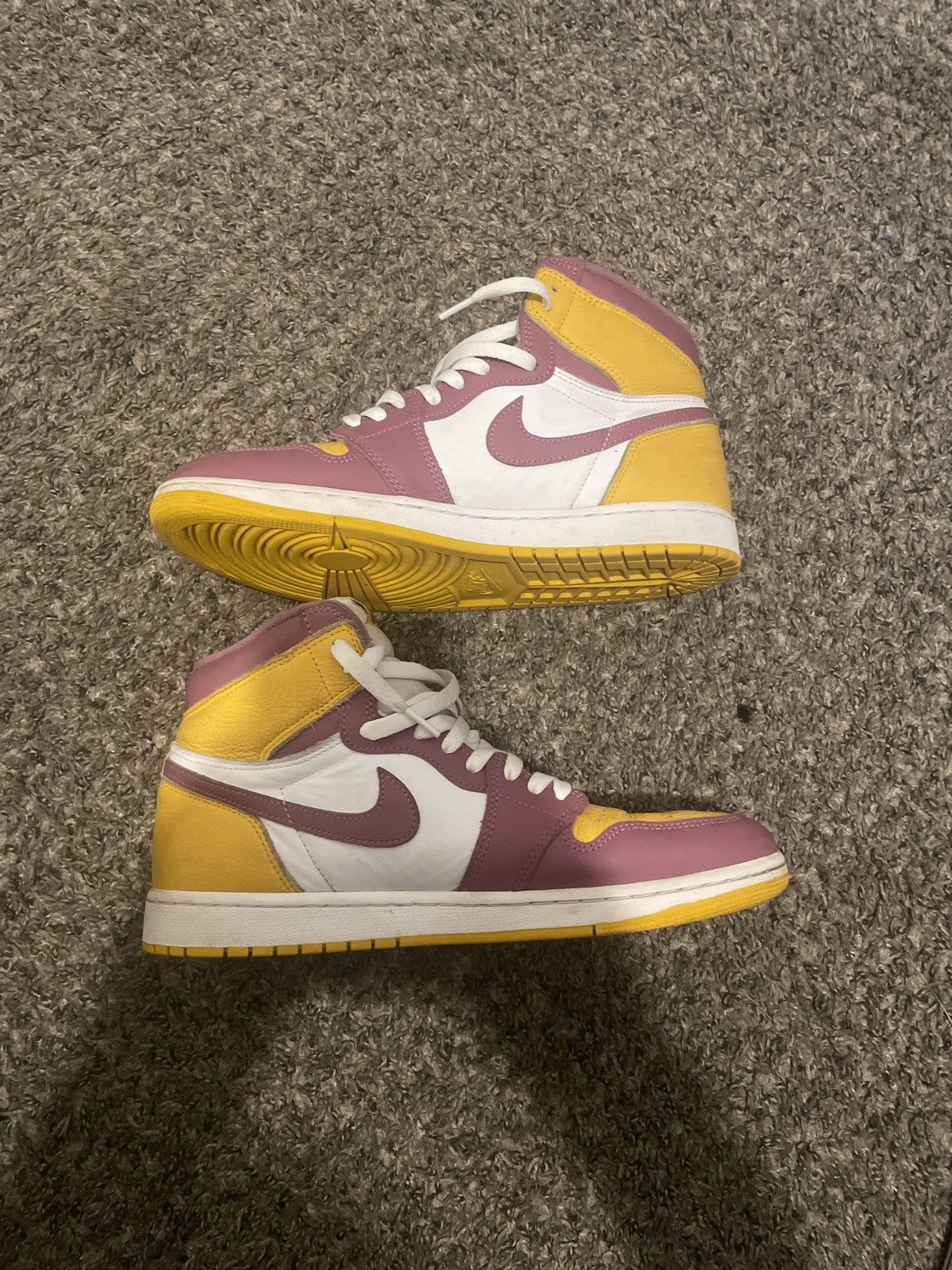 Jordan Brand Jordan 1 brother hood size 10.5 Size US 10.5 / EU 43-44 - 2 Thumbnail