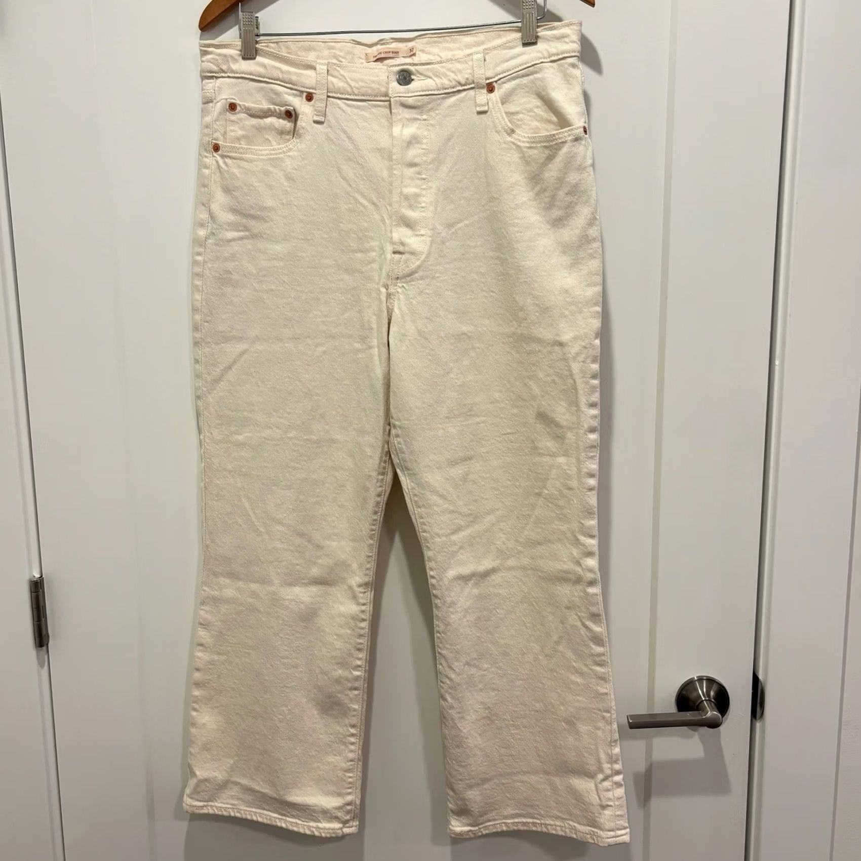 Levi's Levi's Women's Cream Ribcage Crop Boot Denim Jeans Size 32 Size 24" / US 00 / IT 34 - 2 Thumbnail