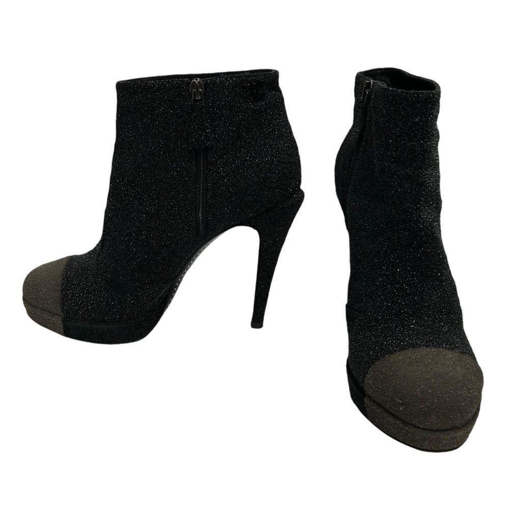 Chanel CHANEL INTERLOCKING CC GLITTER SUEDE CAP TOE ANKLE BOOTS Size US 10.5 / IT 40.5 - 9 Thumbnail