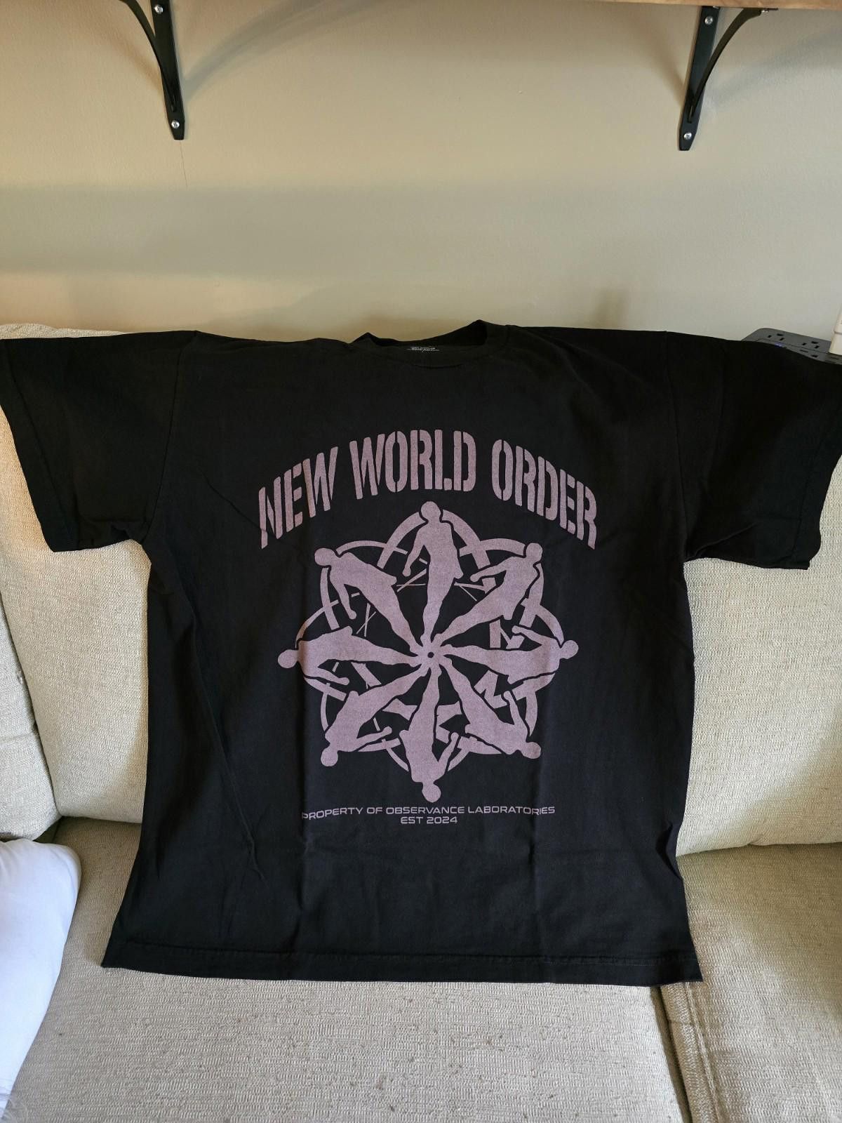 Designer Black Graphic T-Shirt Observance Labs “NWO” Shirt Size L Size US L / EU 52-54 / 3 - 1 Thumbnail