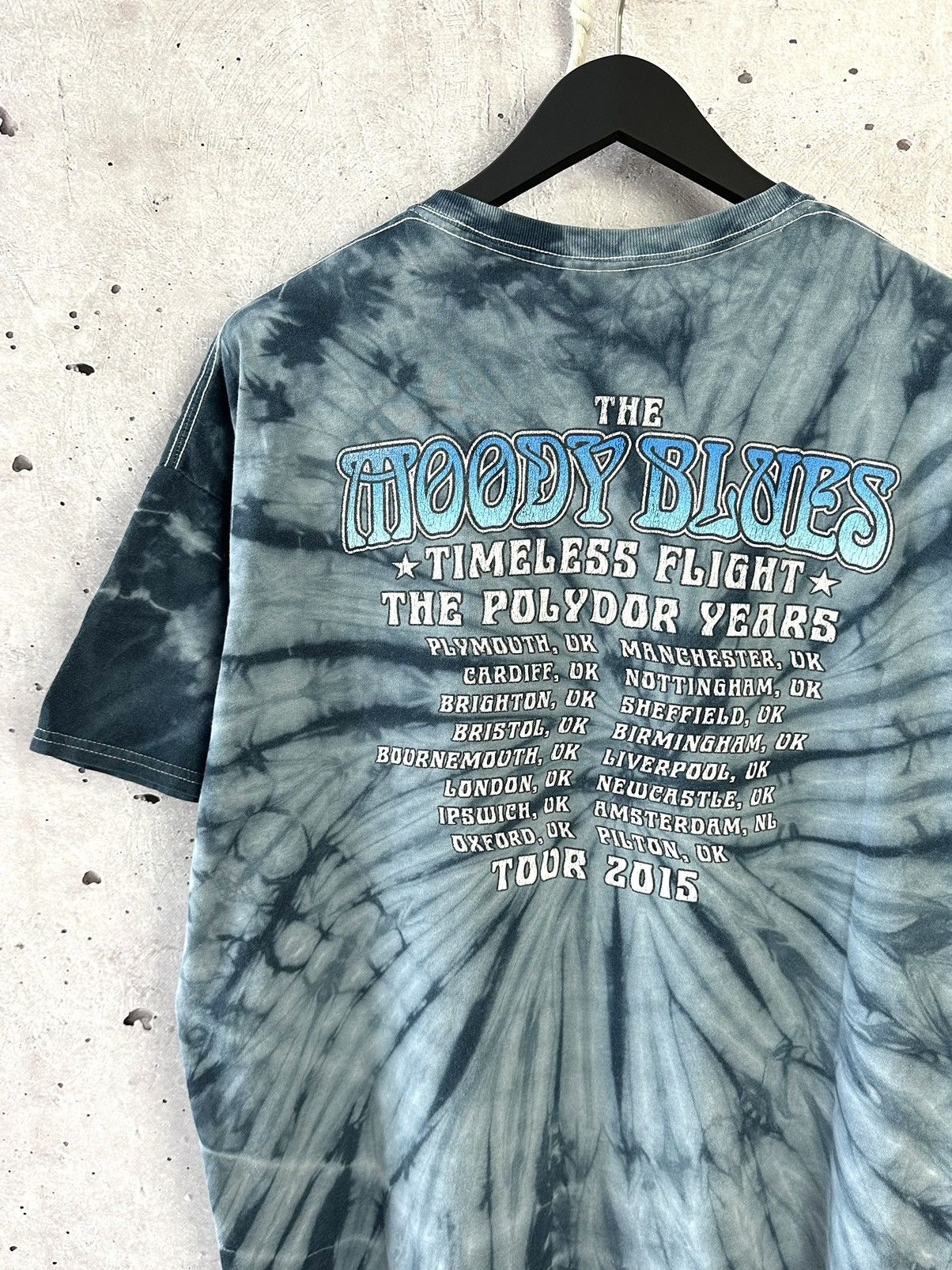Band Tees Vintage Moody Blues Timeless Flight Tour Washed T-shirt Size US XXL / EU 58 / 5 - 6 Thumbnail