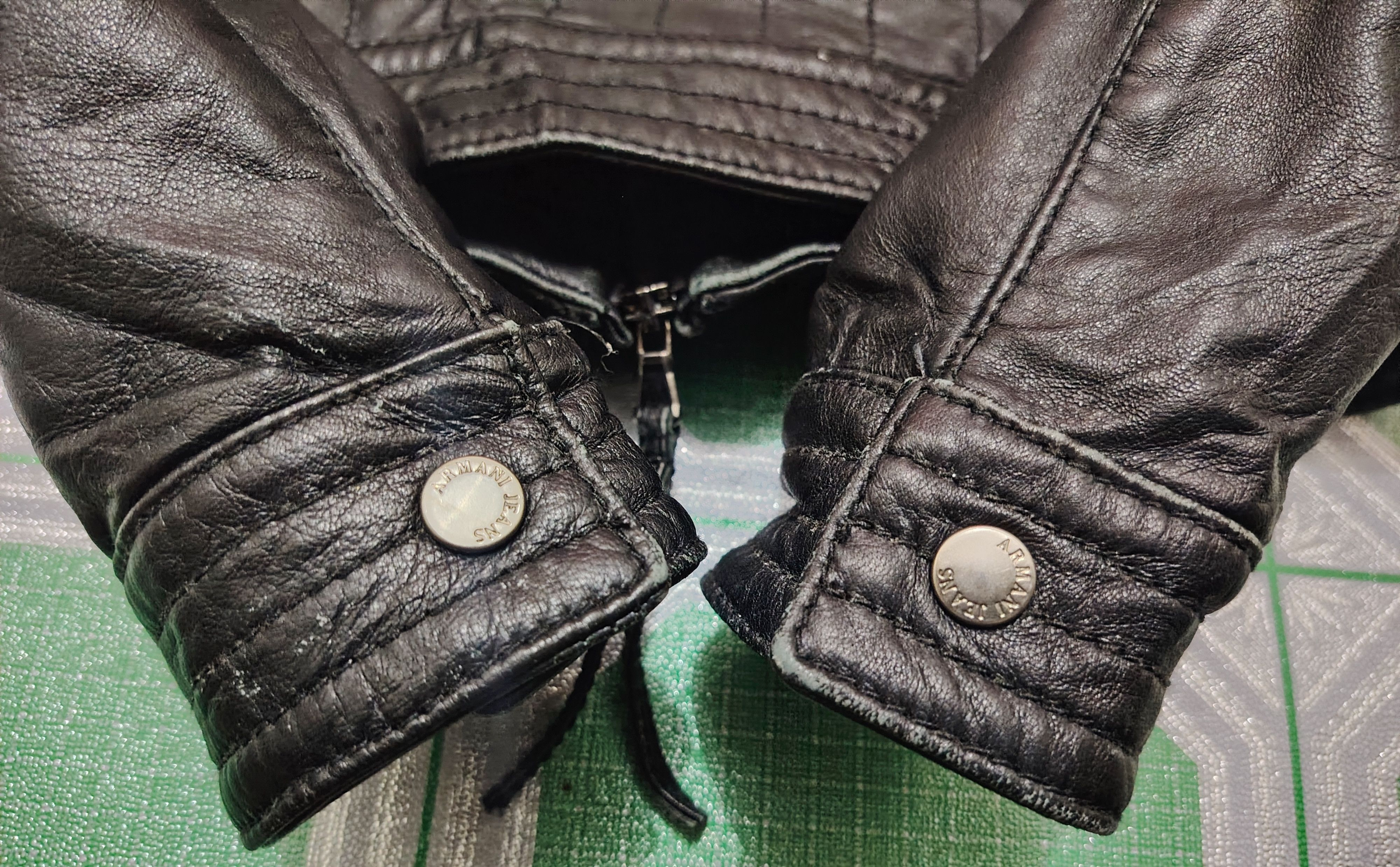Armani Leather jacket Armani Jeans Size S / US 4 / IT 40 - 18 Thumbnail