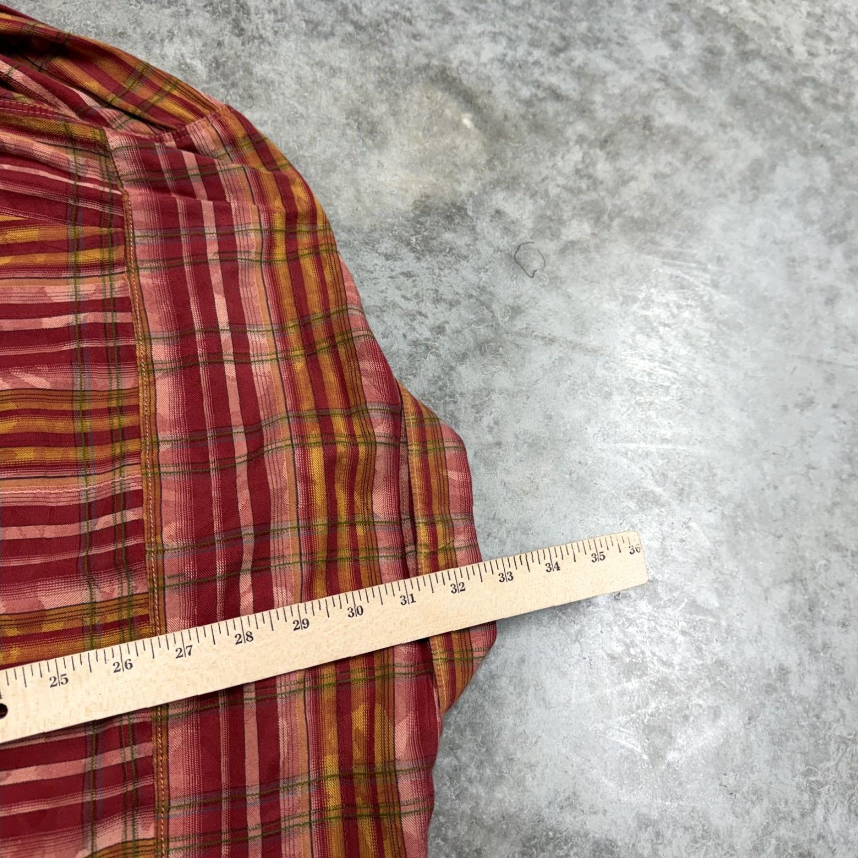 Tommy Bahama Tommy Bahama Shirt Mens XL Red Plaid Button-Up Long Sleeve Casual Lightweight Size US XL / EU 56 / 4 - 5 Thumbnail