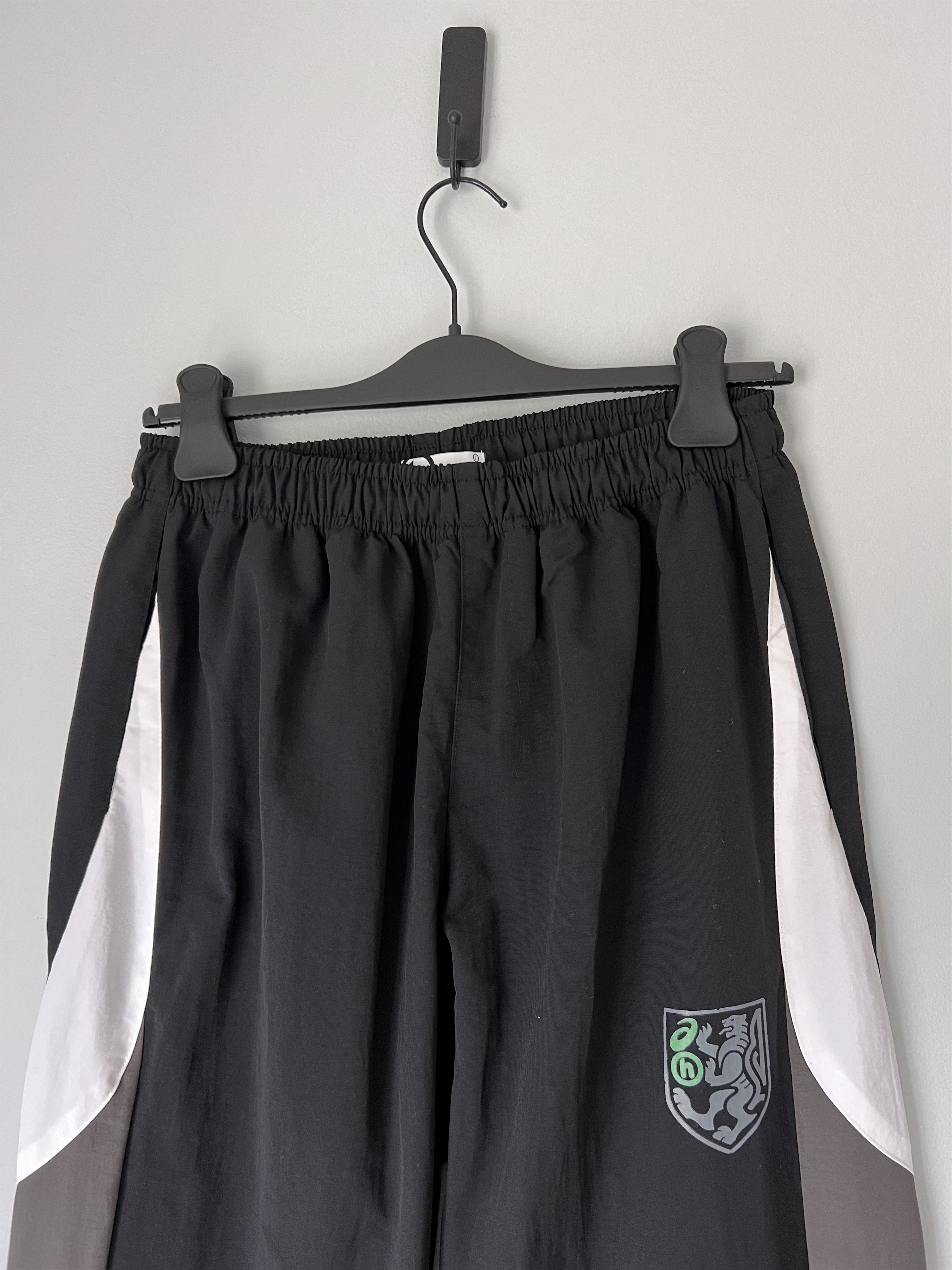 Asics × HIDDEN Asics Hidden NY Track Jacket and Pants Set in Black Size US L / EU 52-54 / 3 - 10 Thumbnail