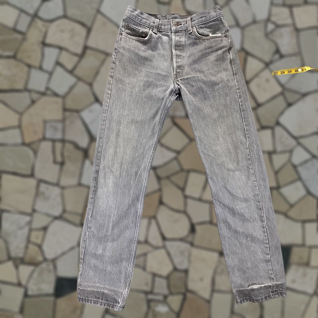 Levi's VTG Levi's 501 Jeans Mens Gray Wash Straight Button Fly 27x32 Denim Cotton Distressed Pockets USA 501-0658 Mens Vest? Size US 27 - 1 Thumbnail