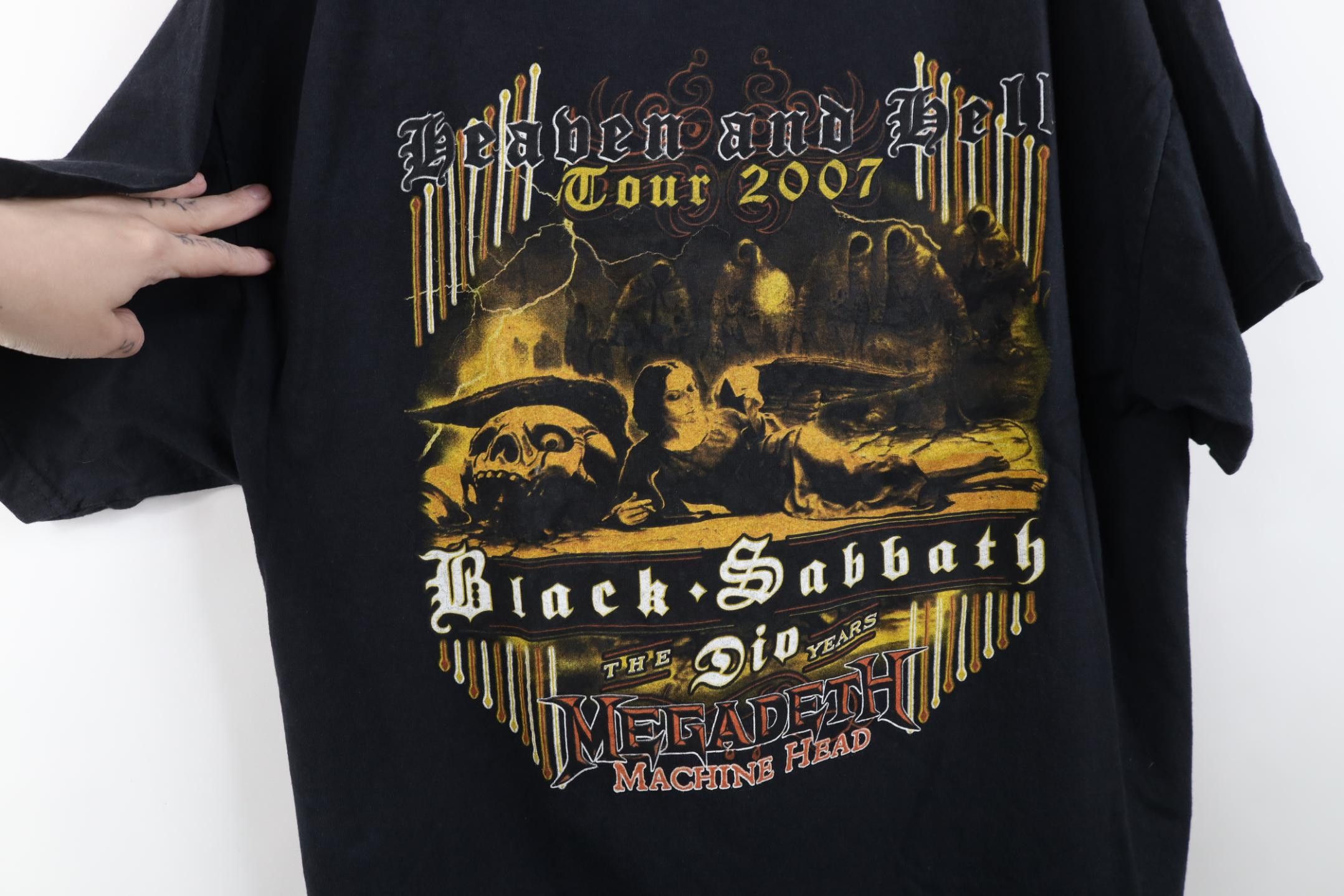Vintage Vintage 2007 Heaven and Hell Tour Black Sabbath Band T-Shirt Size US XL / EU 56 / 4 - 6 Thumbnail