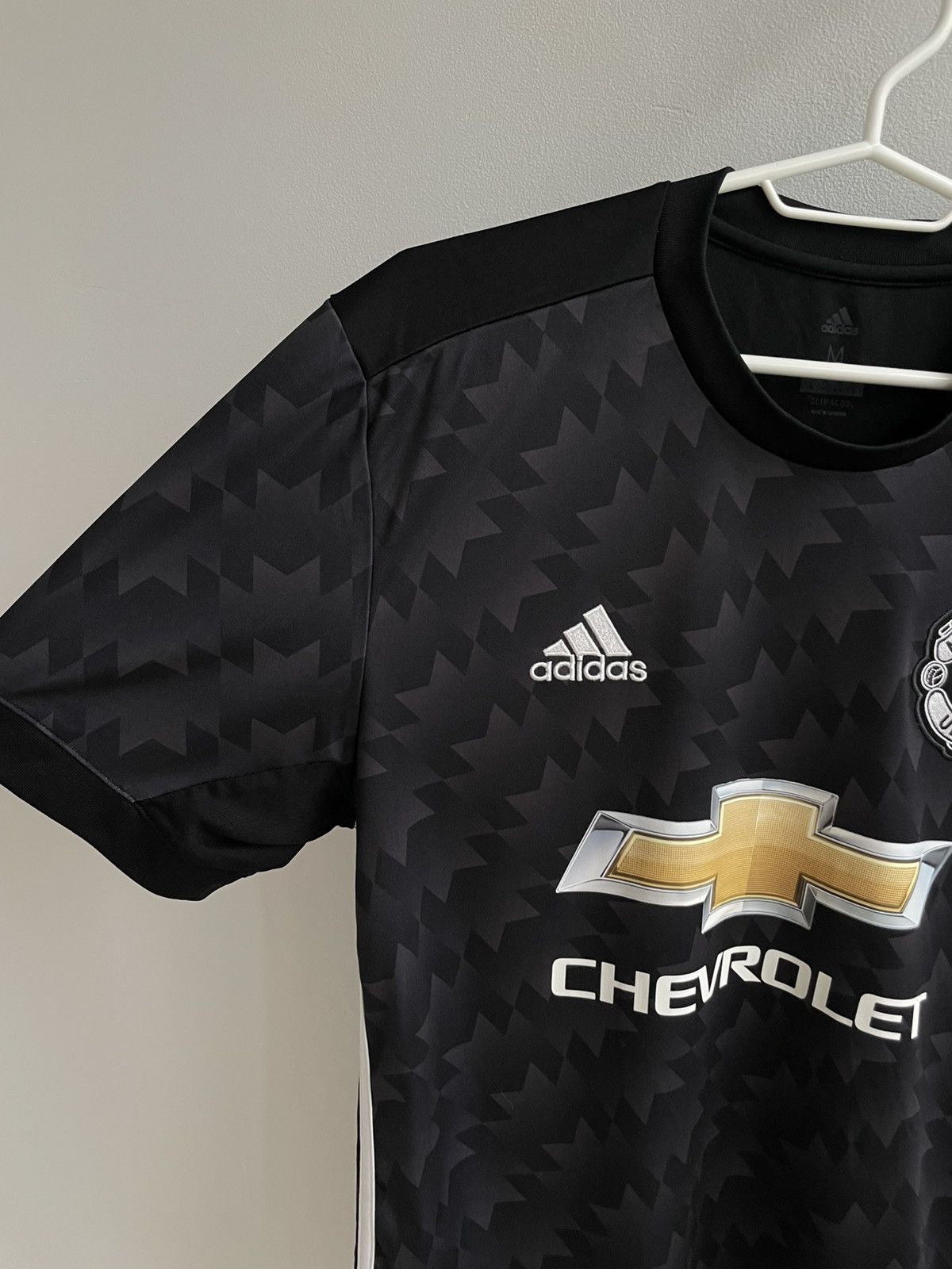 Vintage Manchester United 2017 2018 Soccer Football Jersey Shirt Size US M / EU 48-50 / 2 - 3 Thumbnail