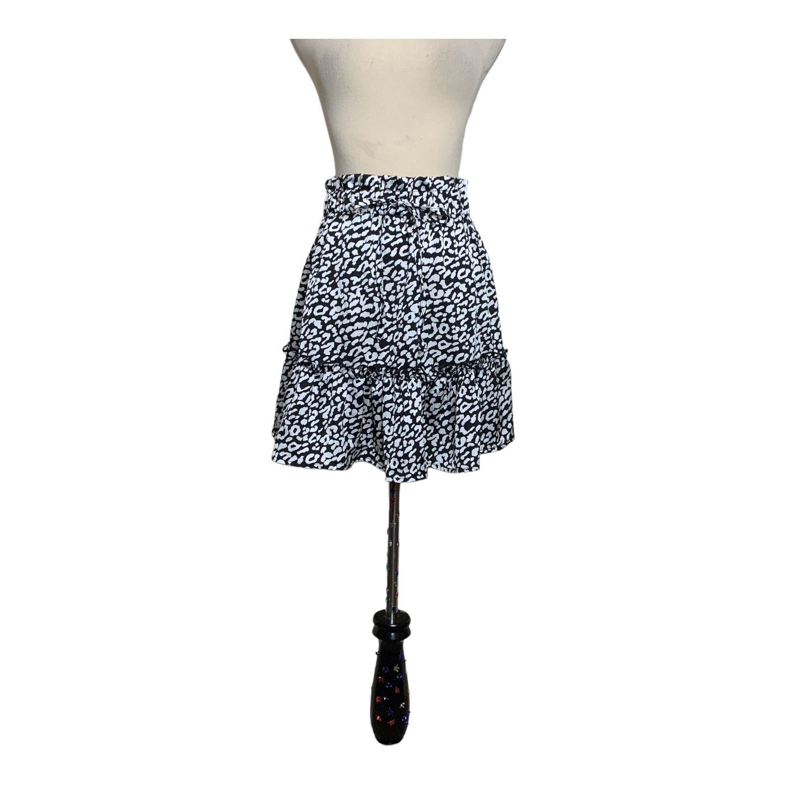 Shein Shein black white pull on mini skirt size 6 Size 28" / US 6 / IT 42 - 1 Thumbnail