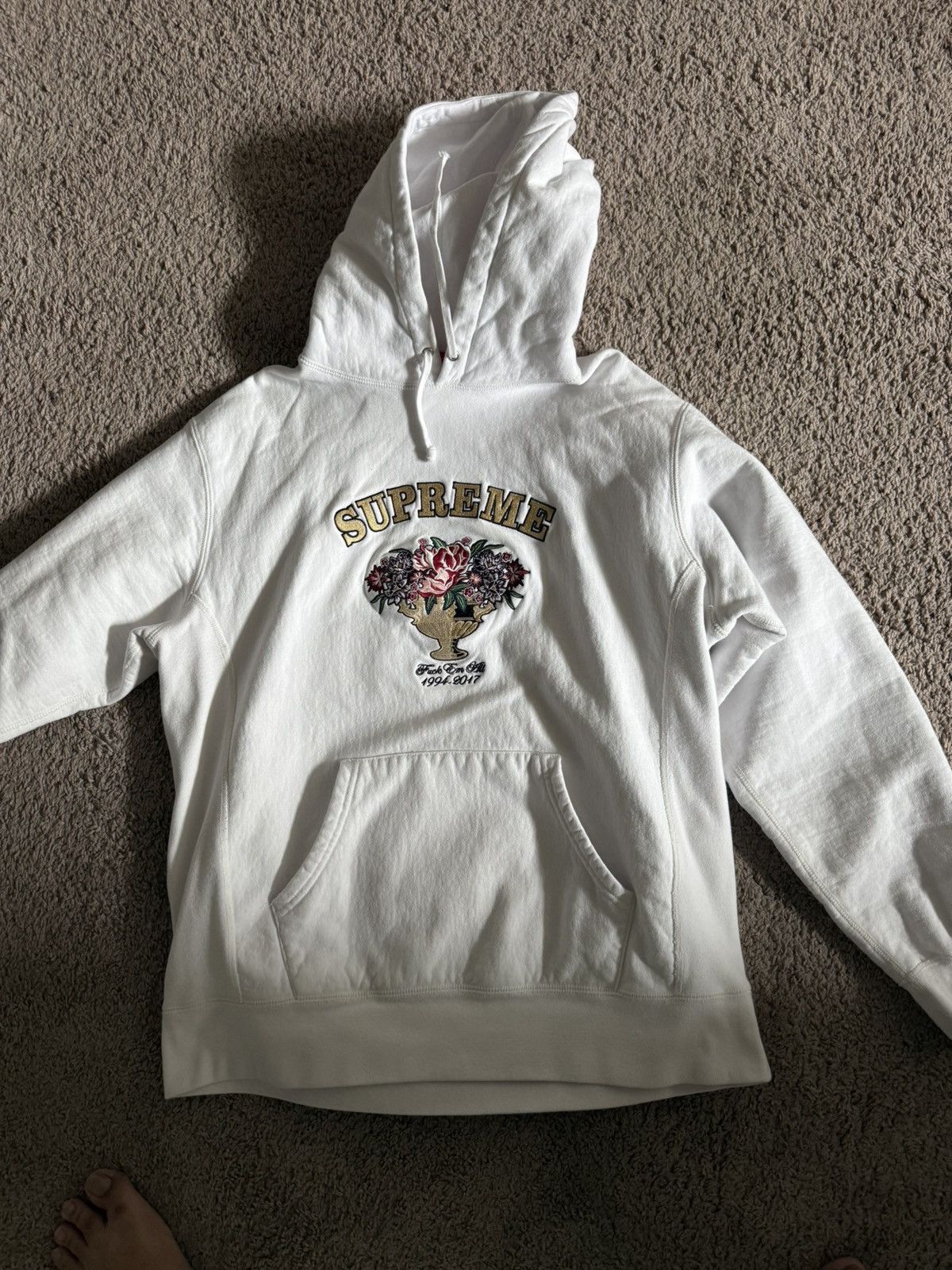 Supreme Vase Hoodie sz XL 2017