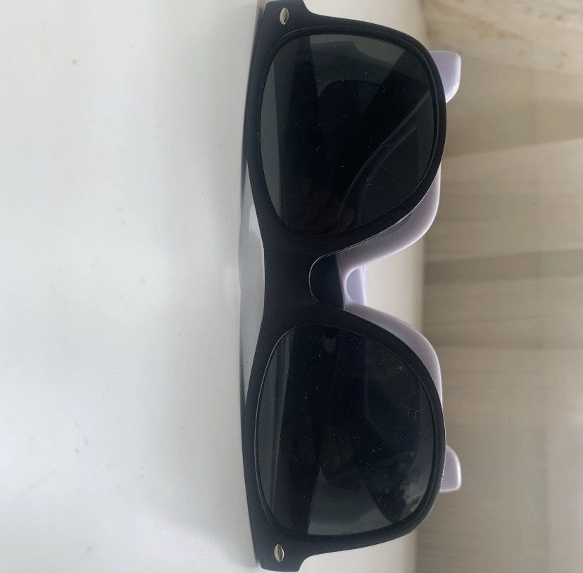 The Unbranded Brand White luxury looking sunglasses with black modern sunglasses Size 28 - 5 Thumbnail