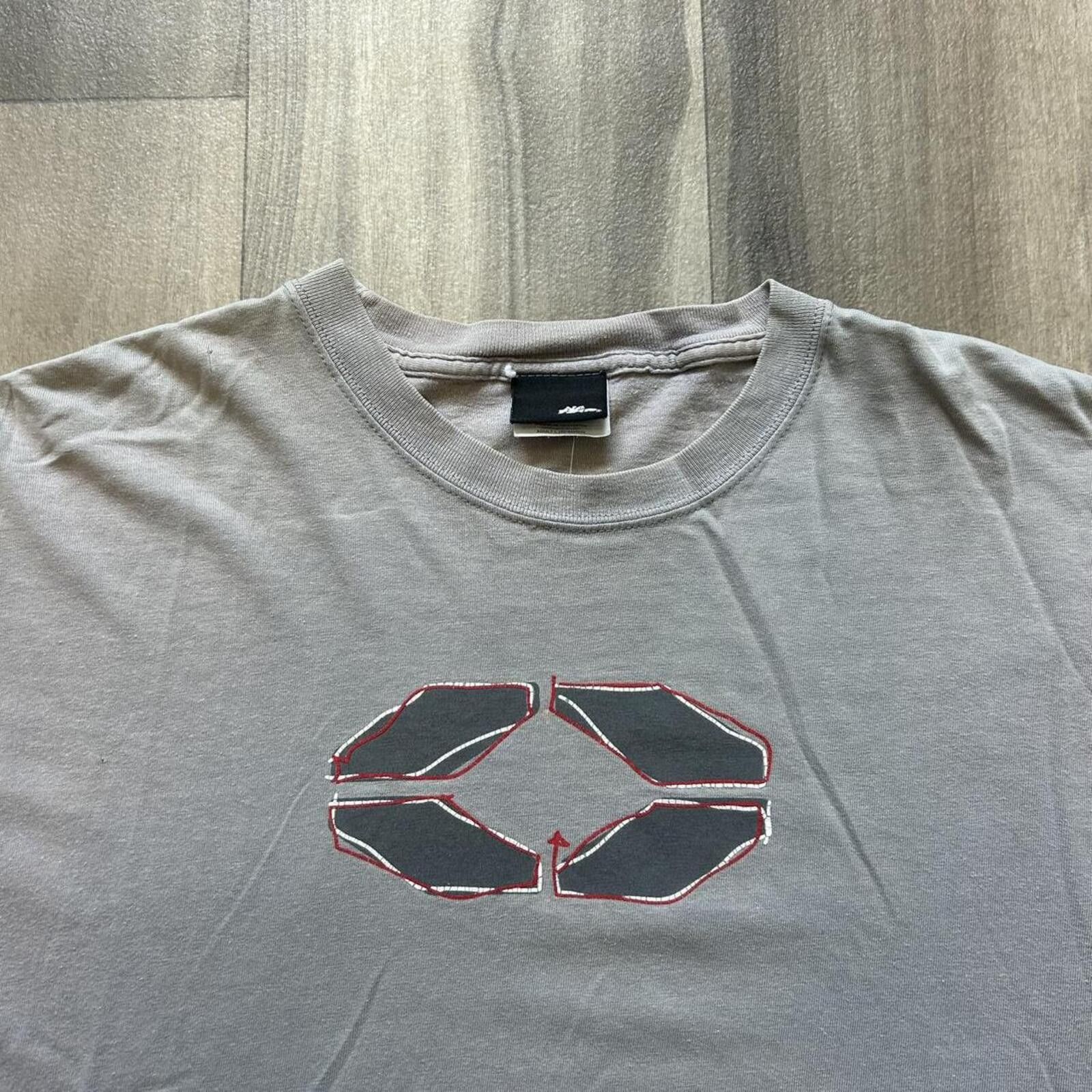 No Fear Vintage No Fear Graphic Surf Skate t shirt size L Size US L / EU 52-54 / 3 - 4 Thumbnail