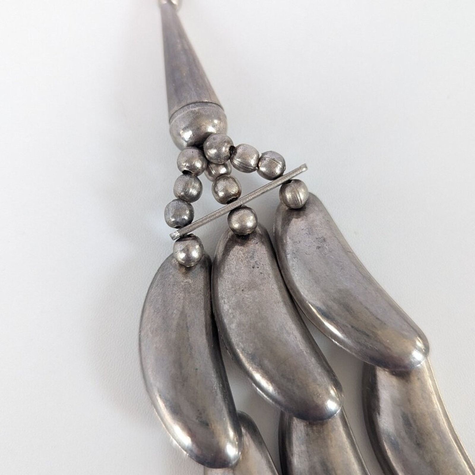 Vintage Vintage Statement Bib Necklace Triple Strand Silver Crescent Size ONE SIZE - 4 Thumbnail