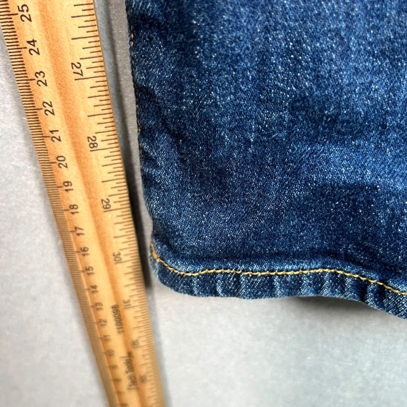 Vintage VINTAGE Colt Manufacturing Jeans Men's 30x30 Denim Distressed USA Flag Straight-Leg 30" Inseam Adult Mens Jeans Size US 30 / EU 46 - 7 Thumbnail