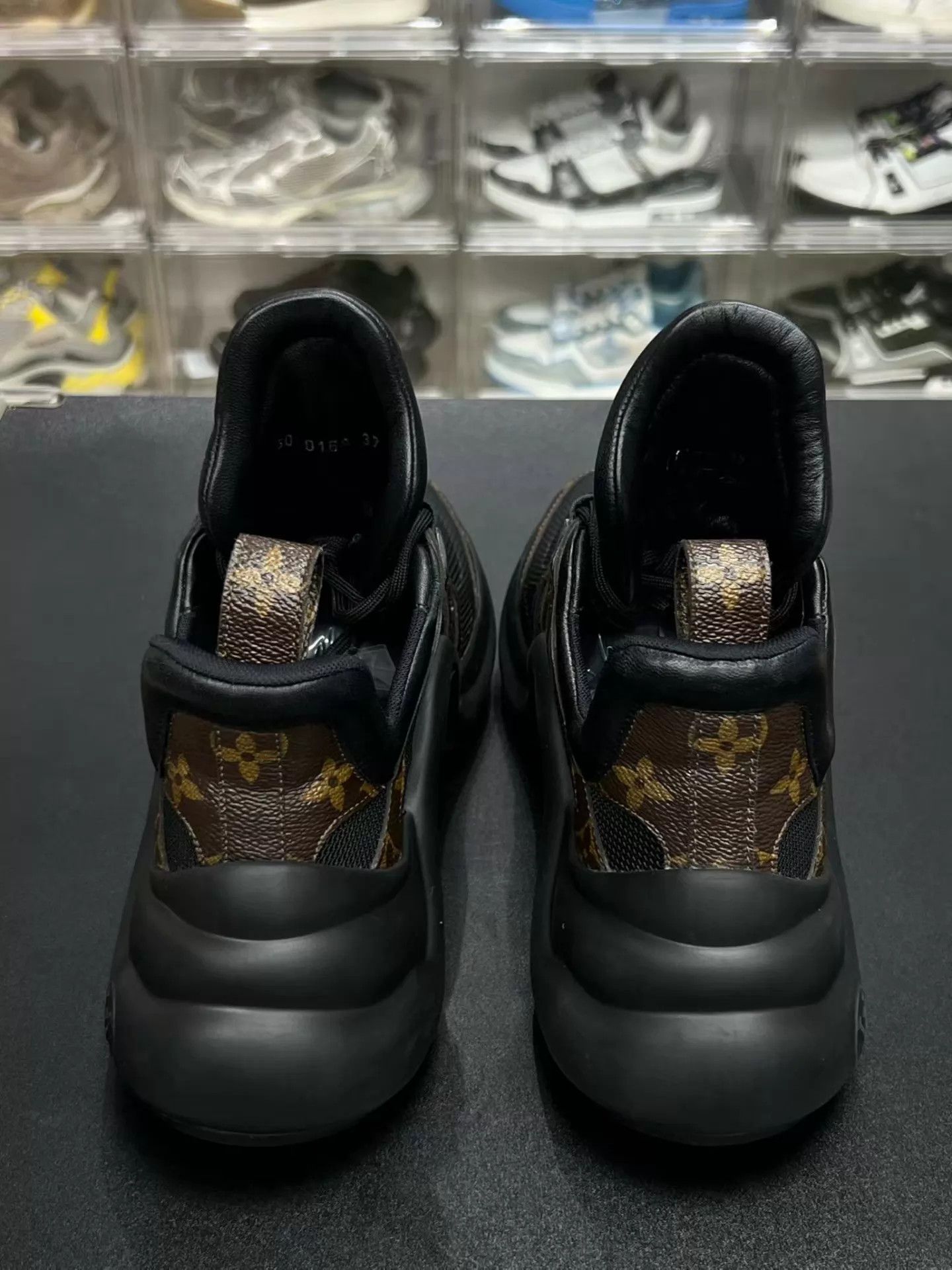 Louis Vuitton LV Archlight Black Monogram 37 (Worn Little, Near Mint) Size US 6.5 / IT 36.5 - 7 Thumbnail