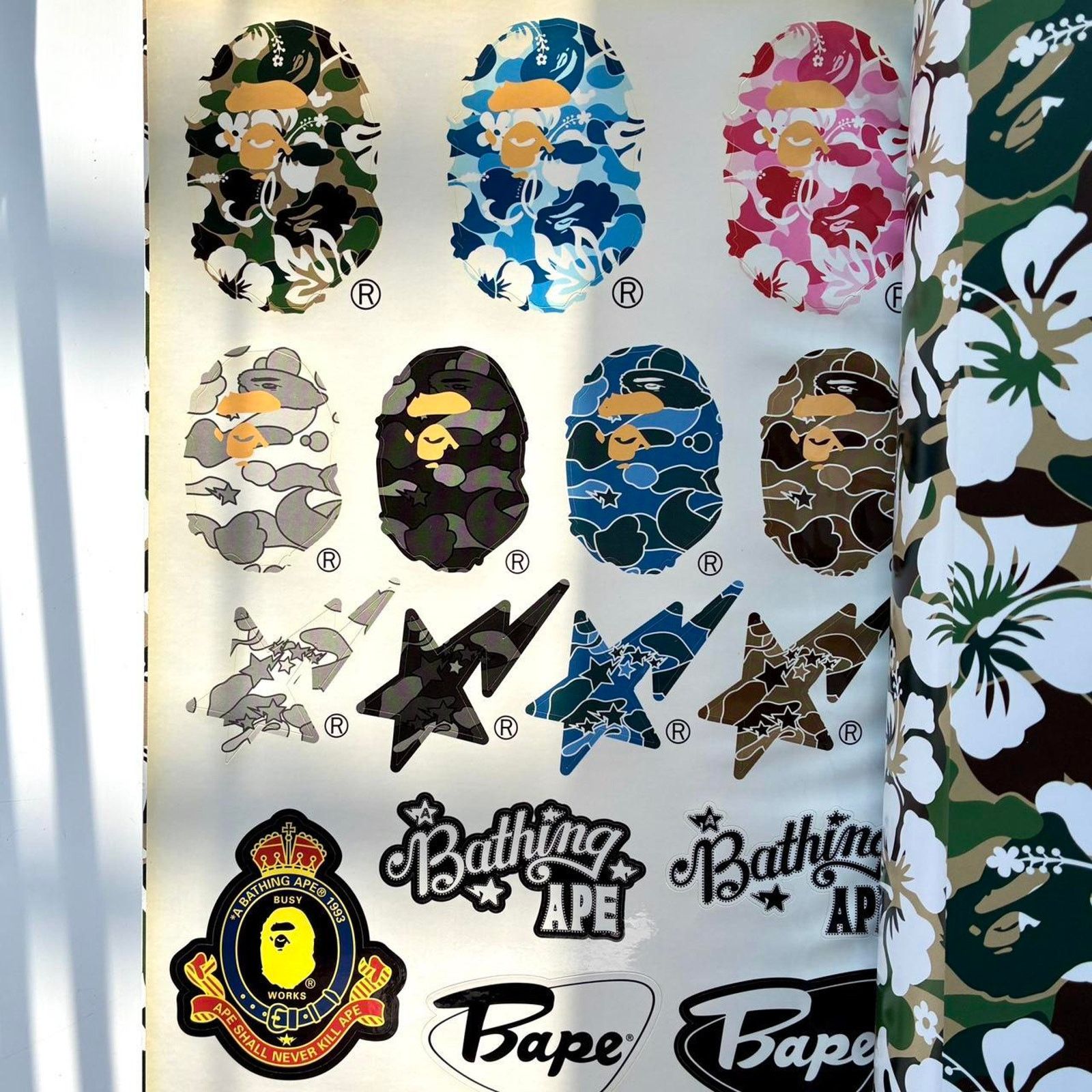 Bape BAPE Nigo A BATHING APE 2008 summer Collection Magazine Size ONE SIZE - 2 Thumbnail