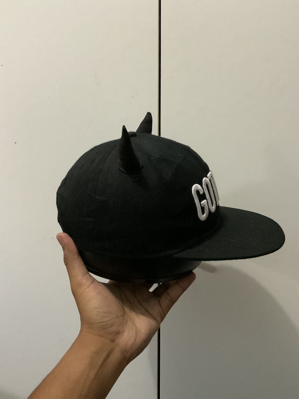 If Six Was Nine Gotham Spellout Black Hooyok Hat Size ONE SIZE - 4 Thumbnail