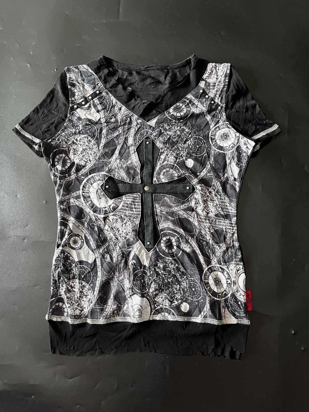 Japanese Brand Ozz On mesh tatto Cross jpg Style Size US XS / EU 42 / 0 - 1 Thumbnail