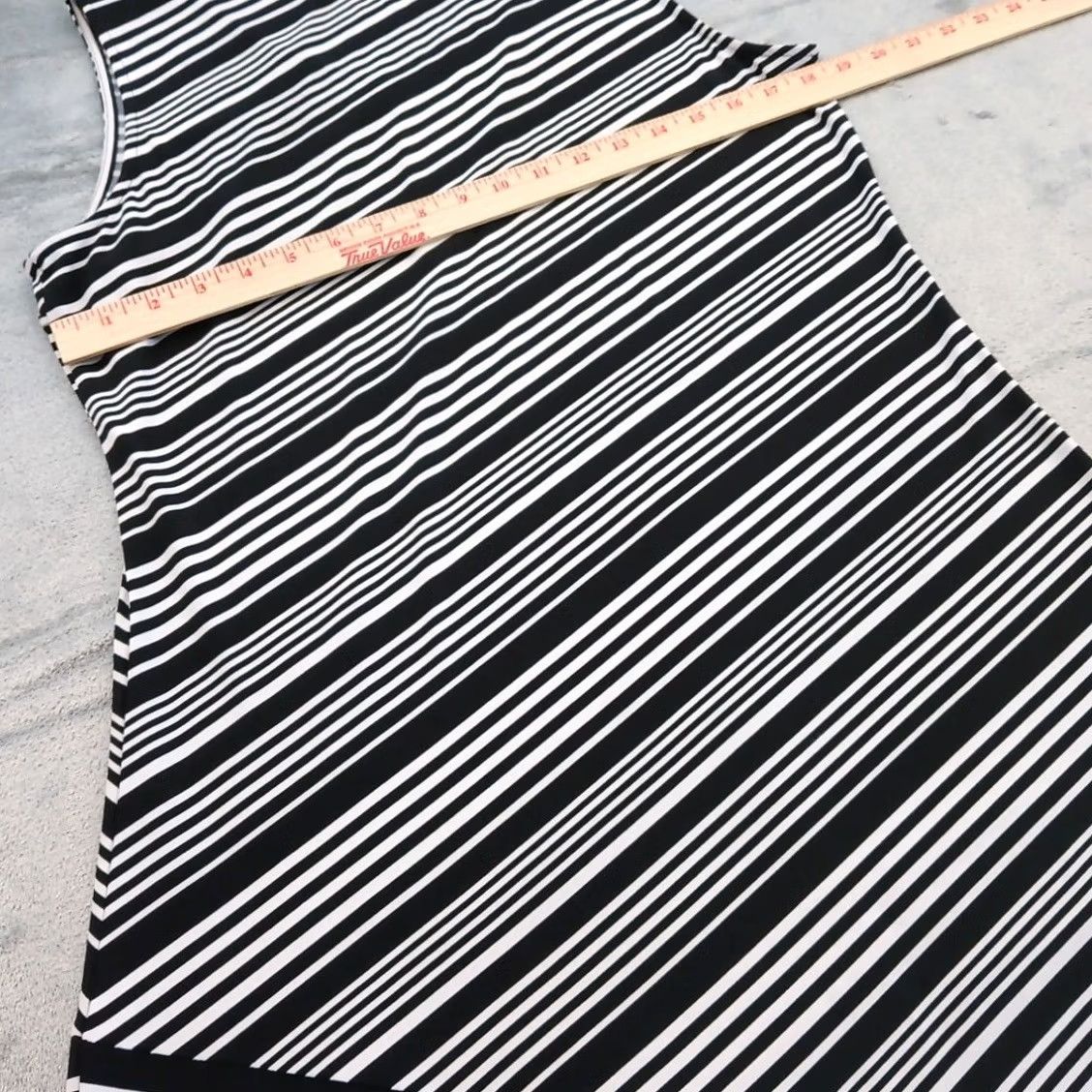 Vintage Chico's Maxi Dress Black Striped Asymmetric Sleeveless Pullover V-Neck Size 1 Polyester Spandex Women Dress Long Vintage No Size XS / US 0-2 / IT 36-38 - 6 Thumbnail