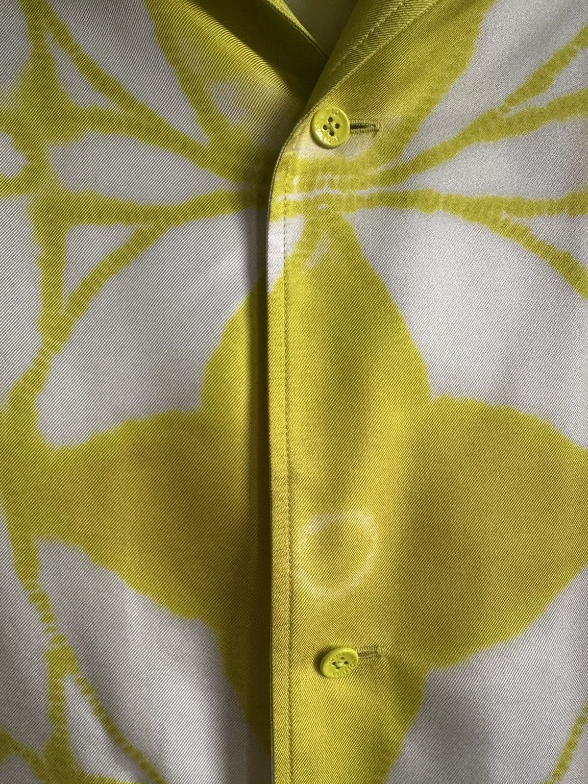 Louis Vuitton Louis Vuitton silk Shibori short sleeve shirt Size US S / EU 44-46 / 1 - 3 Thumbnail