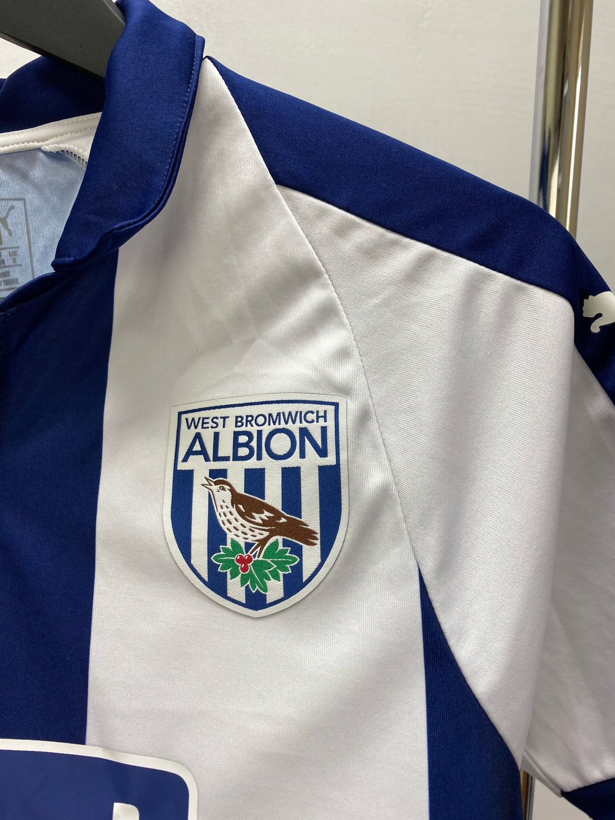 Puma West Bromwich Albion 2018 2019 Puma home soccer jersey Size US S / EU 44-46 / 1 - 15 Thumbnail