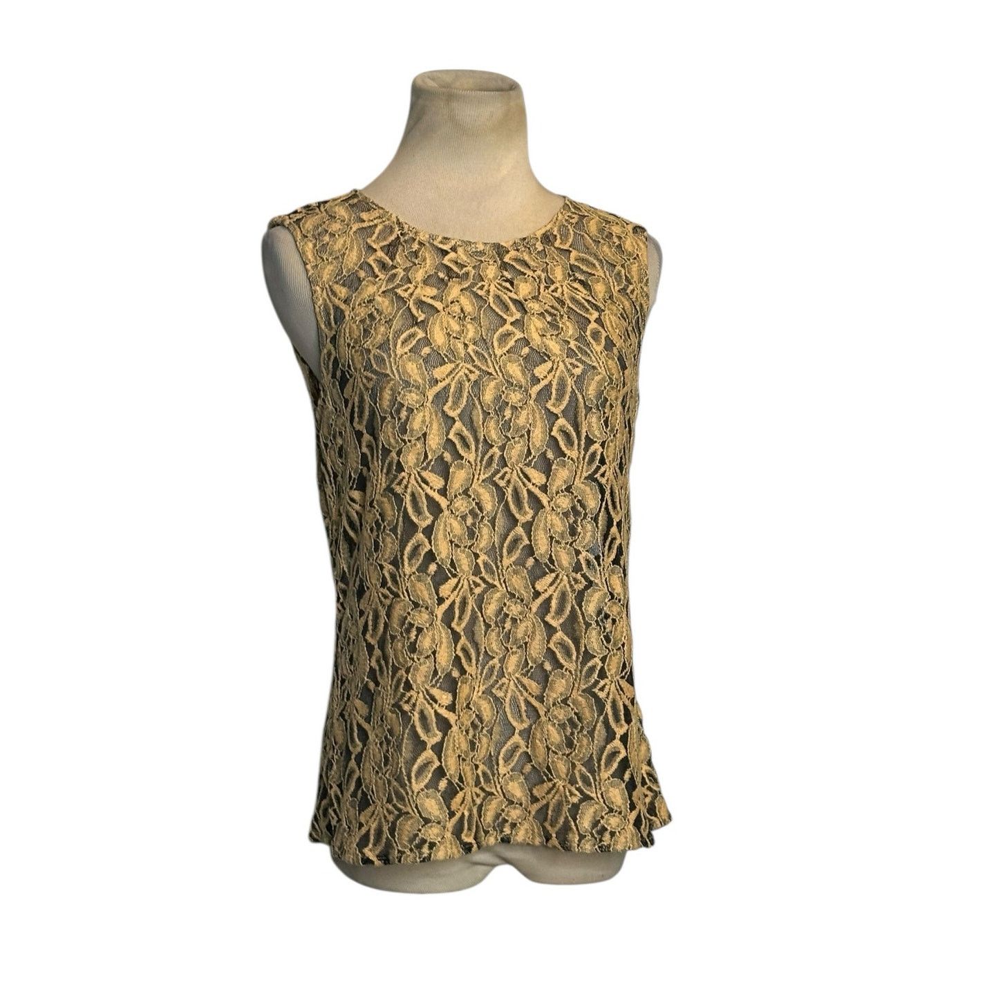Evan Picone Evan Picone beige lace sleeveless blouse size Small Size S / US 4 / IT 40 - 5 Thumbnail