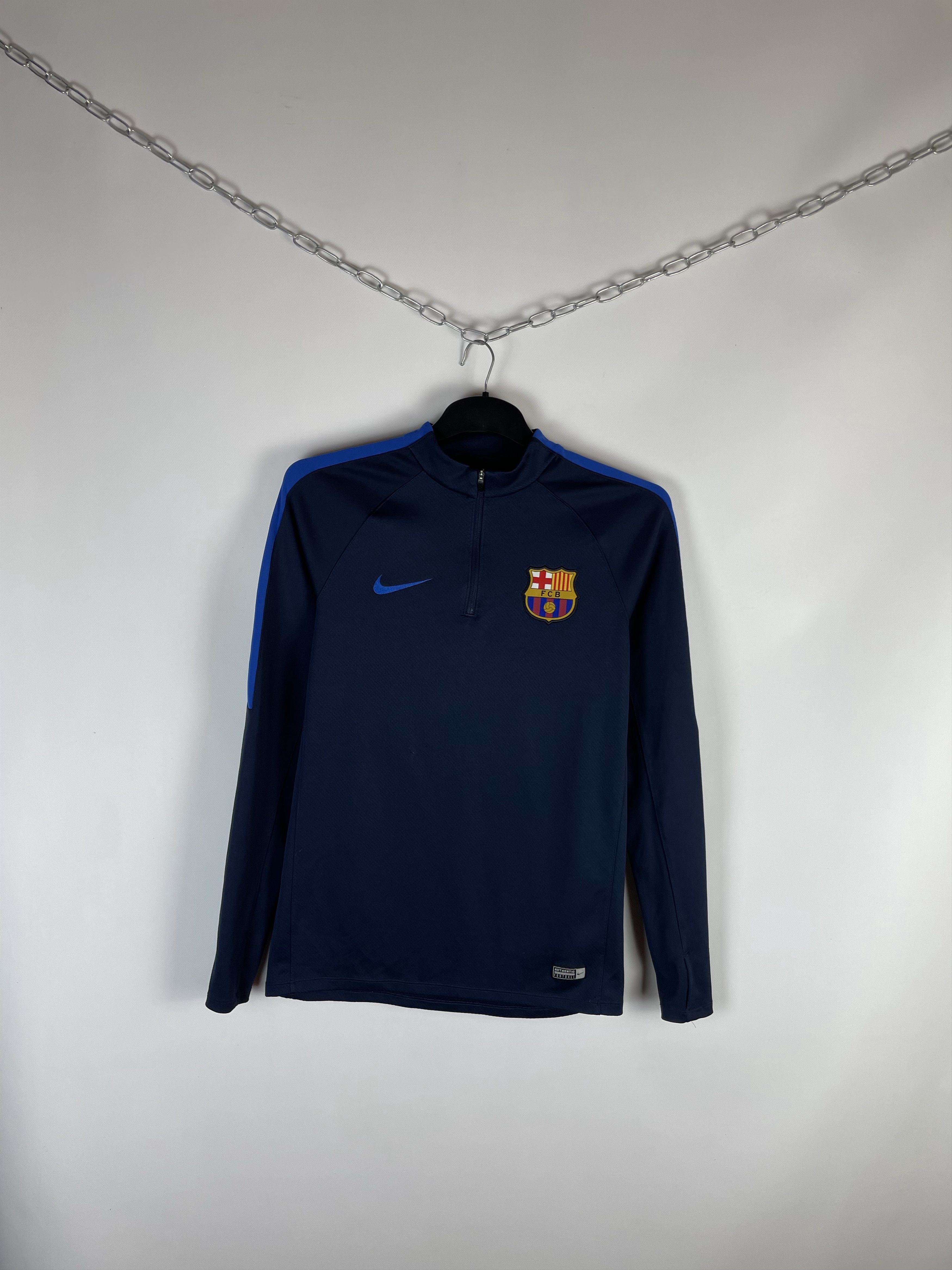 Nike Vintage Nike FC Barcelona Long SleeveSoccer Jersey Y2K Size US S / EU 44-46 / 1 - 1 Thumbnail