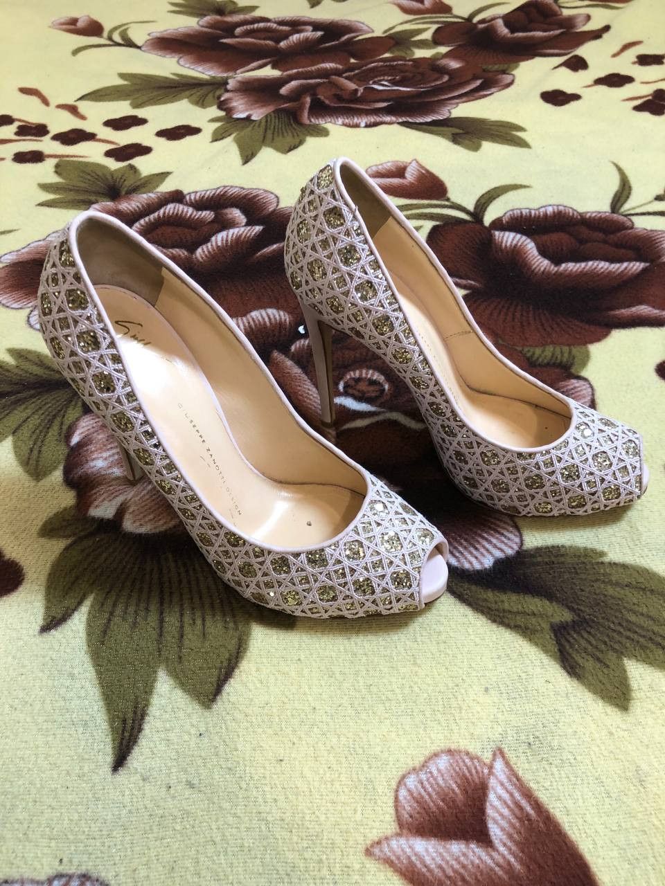 Giuseppe Zanotti GIUSEPPE ZANOTTI Pink Leather Glitter Platform Pumps Size US 9.5 / IT 39.5 - 1 Thumbnail