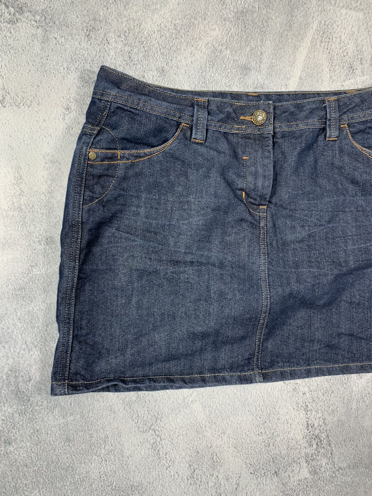 Japanese Brand × Vintage Vintage Y2K denim japanese skirt streetwear size 32 Size 32" / US 10 / IT 46 - 2 Thumbnail