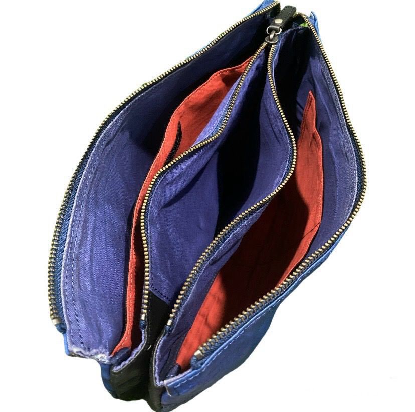 Burberry Authentic Burberry Leather Clutch Bag Size ONE SIZE - 5 Thumbnail