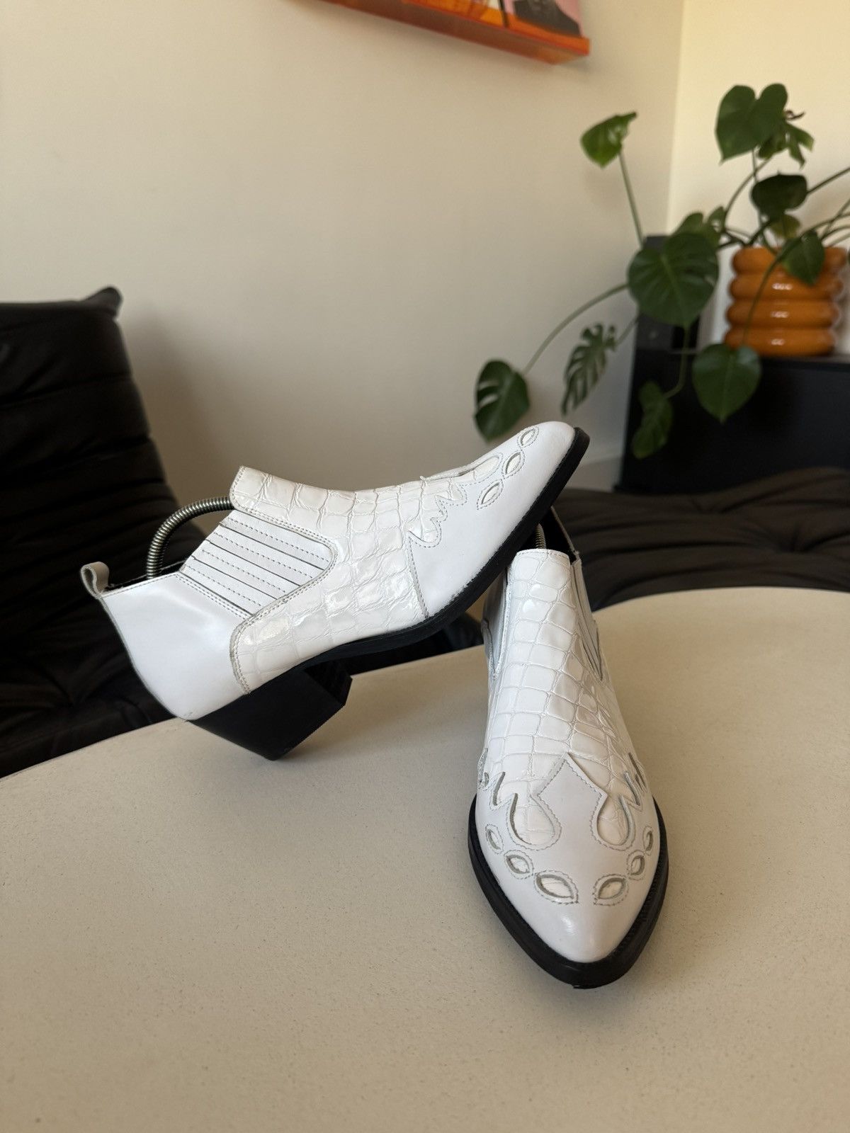 Kurt Geiger Vintage Women’s Cowboy Patent Leather Boots White Hype Rare Size US 9 / IT 39 - 1 Thumbnail