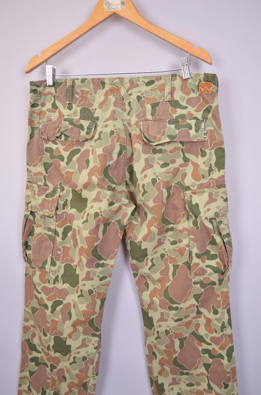 Edwin Mens Edwin Field 8,3 OZ Camo Stone Washed Pants Size W32 L32 Size US 32 / EU 48 - 9 Thumbnail