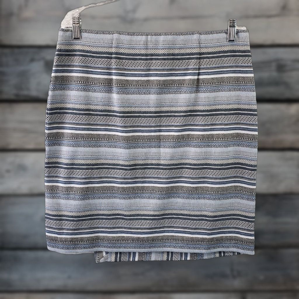J. Jill **J Jill Women's Medium Blue White Stripe Skirt** User: J Jill Women's Medium Blue White Stripe Skirt Size 32" / US 10 / IT 46 - 1 Thumbnail