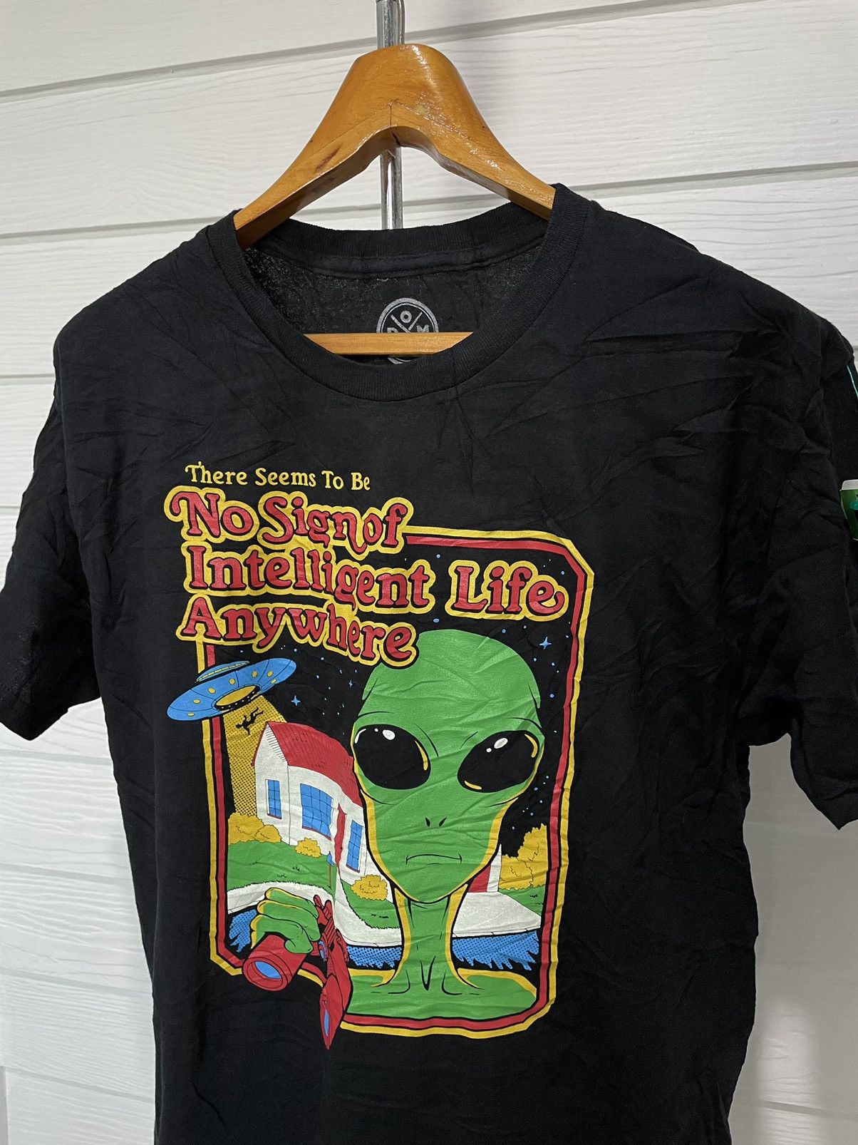 Vintage THERE SEEMS TO BE NO SIGN OF INTELLIGENT LIFE ANYWHERE Size US L / EU 52-54 / 3 - 2 Thumbnail