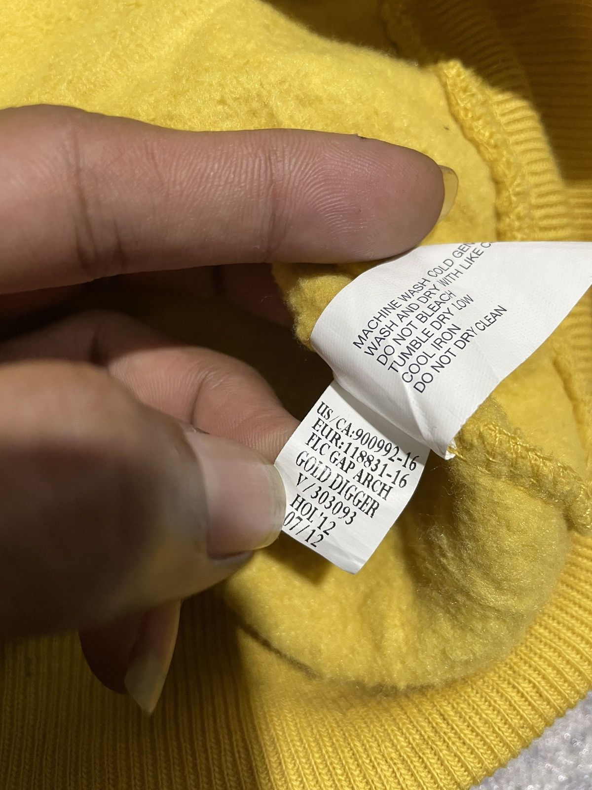 Gap × Japanese Brand RARE Item Gap Hoodie Yellow S to M fit L Size US S / EU 44-46 / 1 - 5 Thumbnail