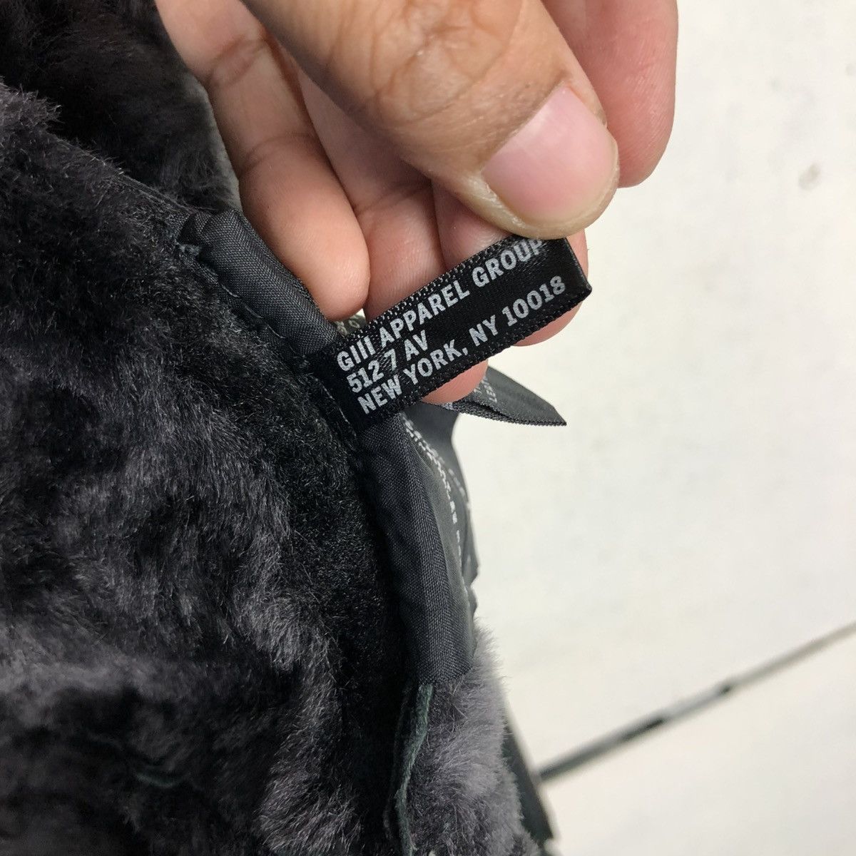Andrew Marc 🔥VINTAGE LEATHER JACKET ANDREW MARC LAMB FUR BLANKET Size US XXL / EU 58 / 5 - 24 Thumbnail